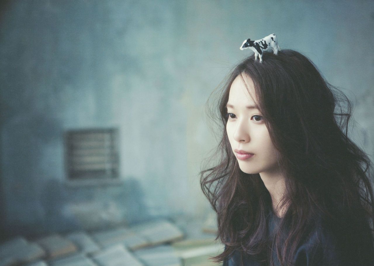 户田惠梨香 《IQUEEN》-图5