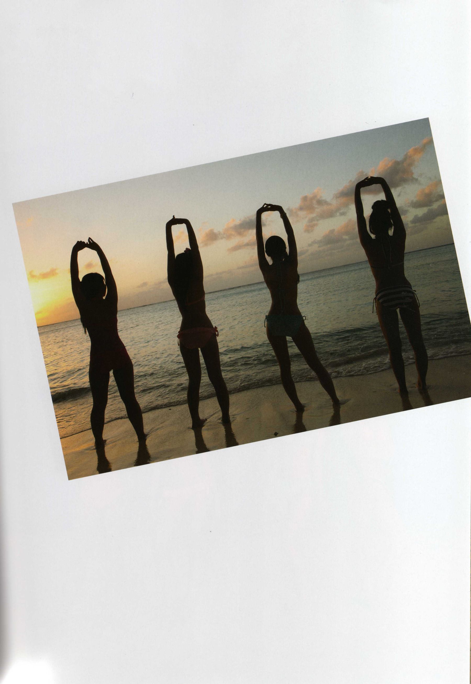 渡り廊下走り队 《Akkanbe》-图13