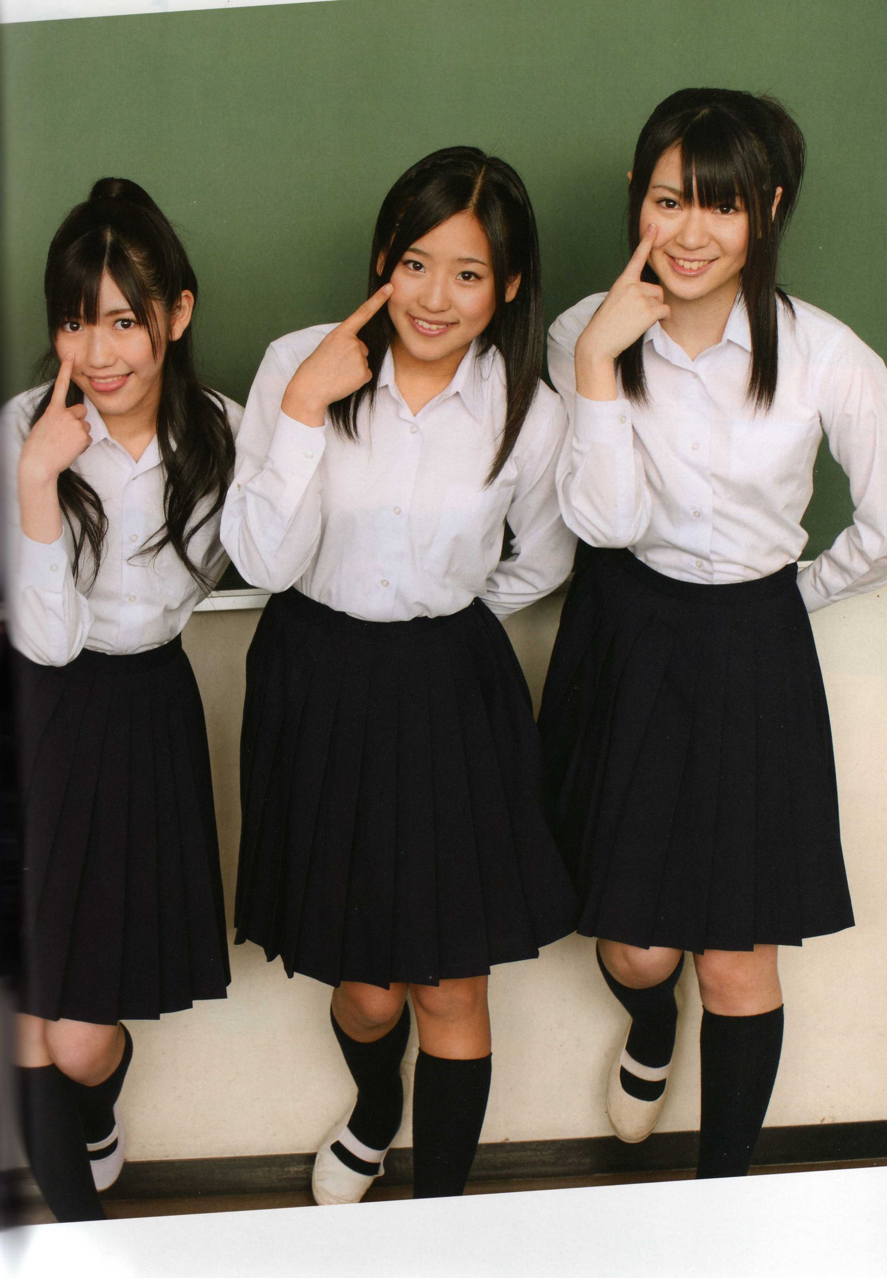 渡り廊下走り队 《Akkanbe》-图17