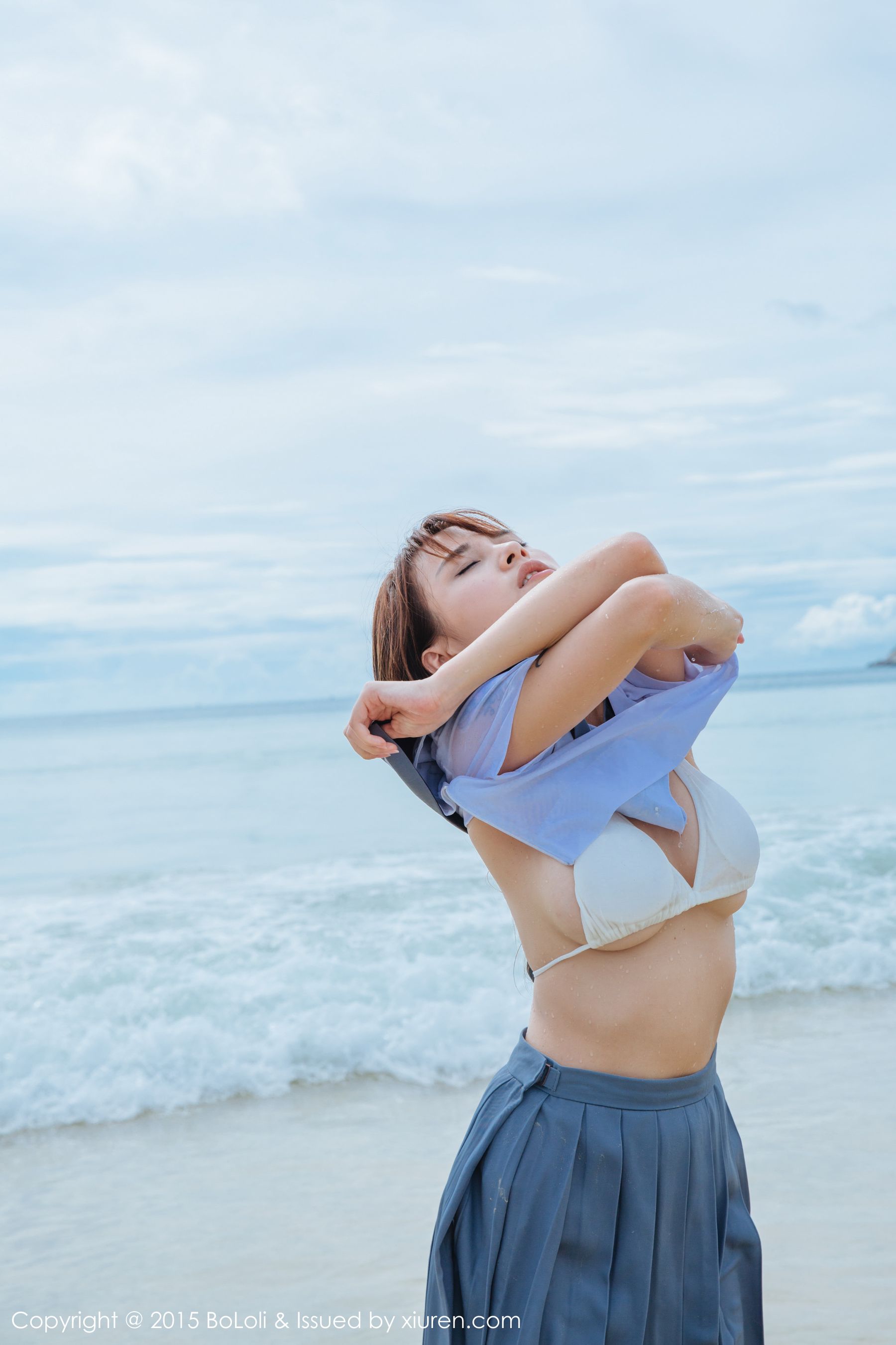 夏美酱《普吉岛旅拍》性感厨娘+海边水手装  Vol.077 写真集-图35