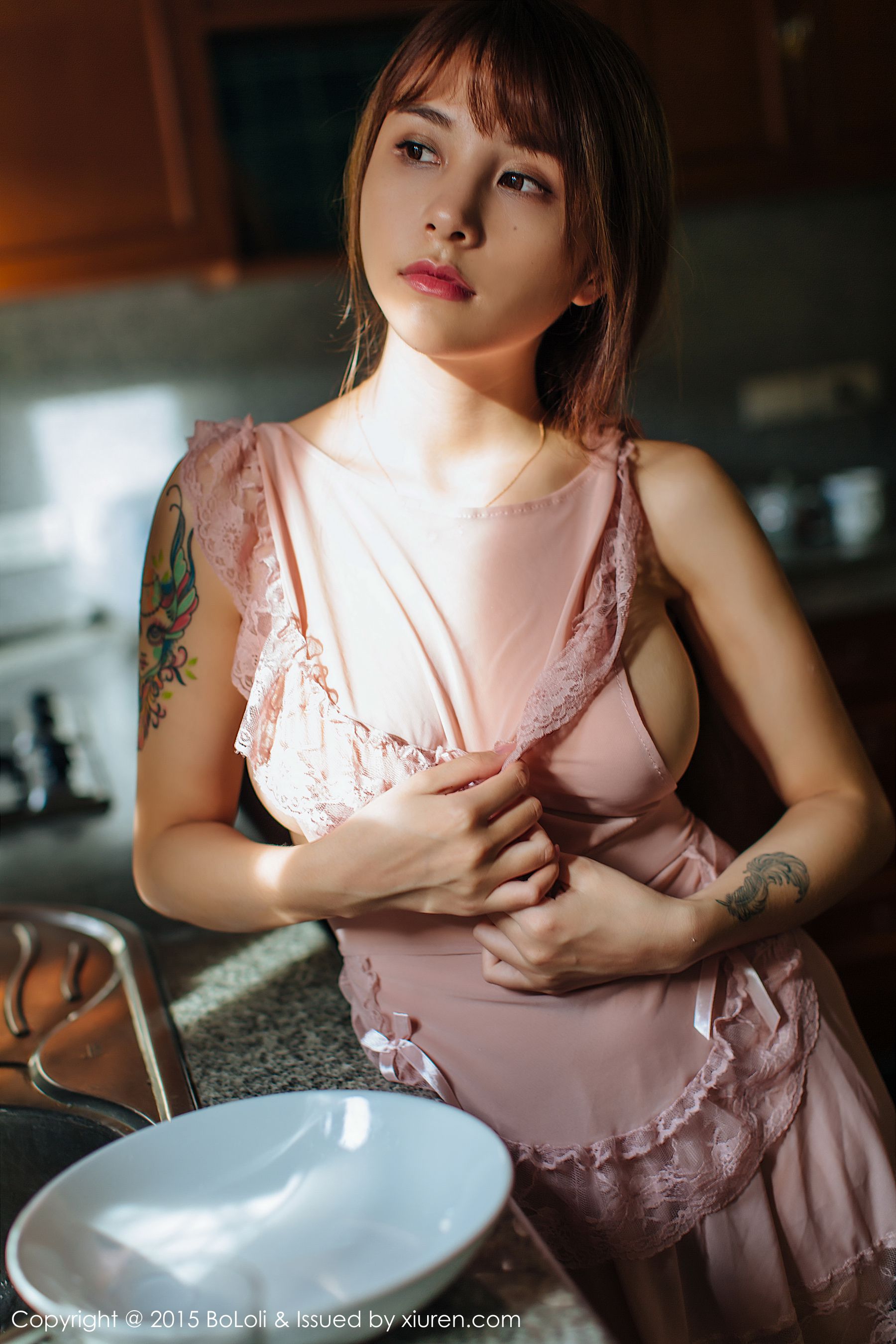 夏美酱《普吉岛旅拍》性感厨娘+海边水手装  Vol.077 写真集-图3