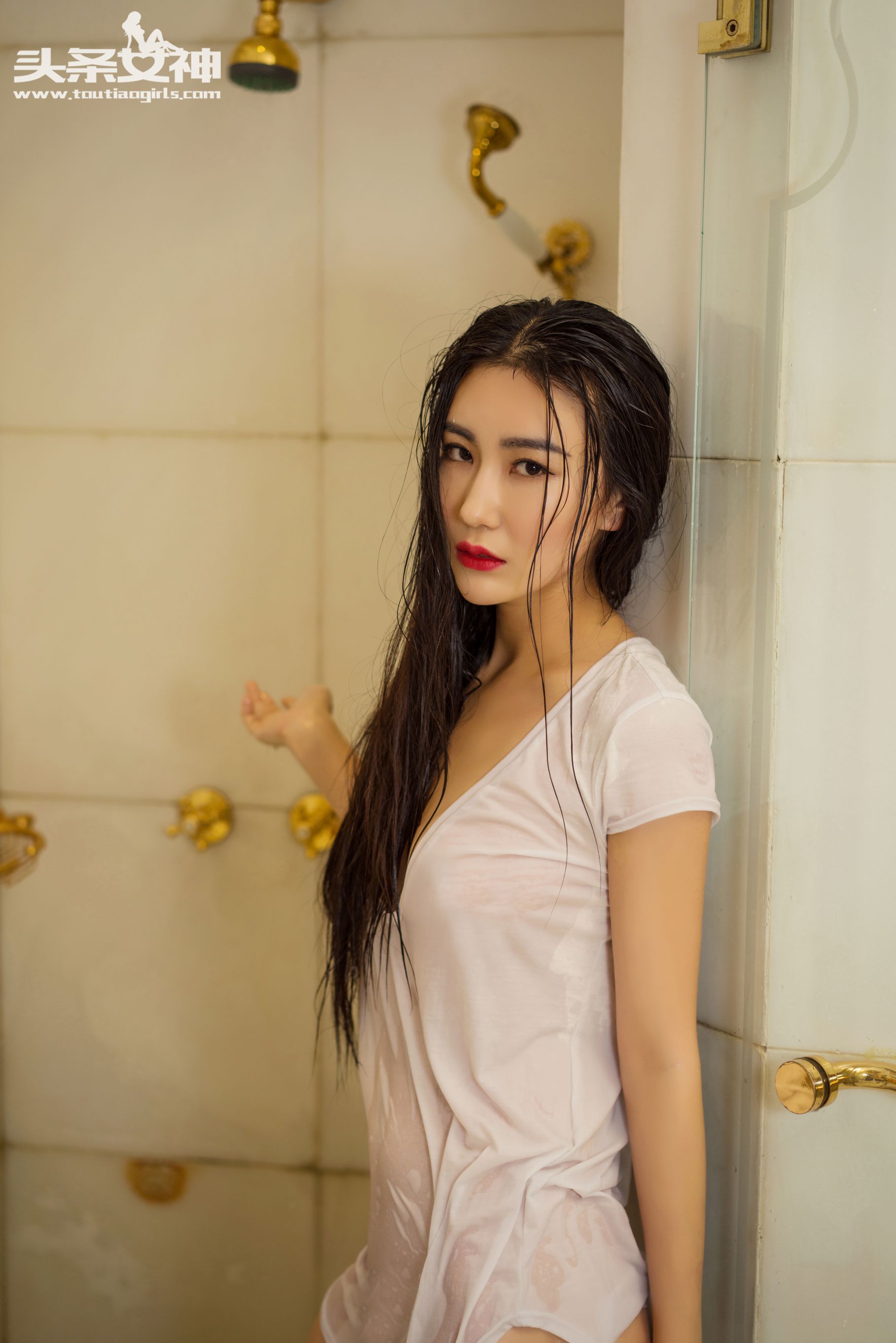 关爱妮/瑷妮《死在你杯里》-图28