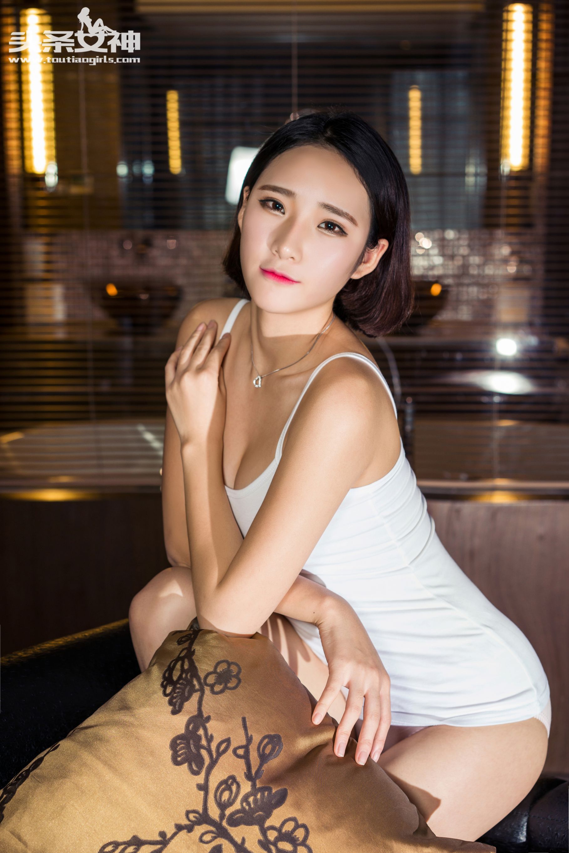 秦若兮《芊芊玉足 黄昏的邂诟》-图15