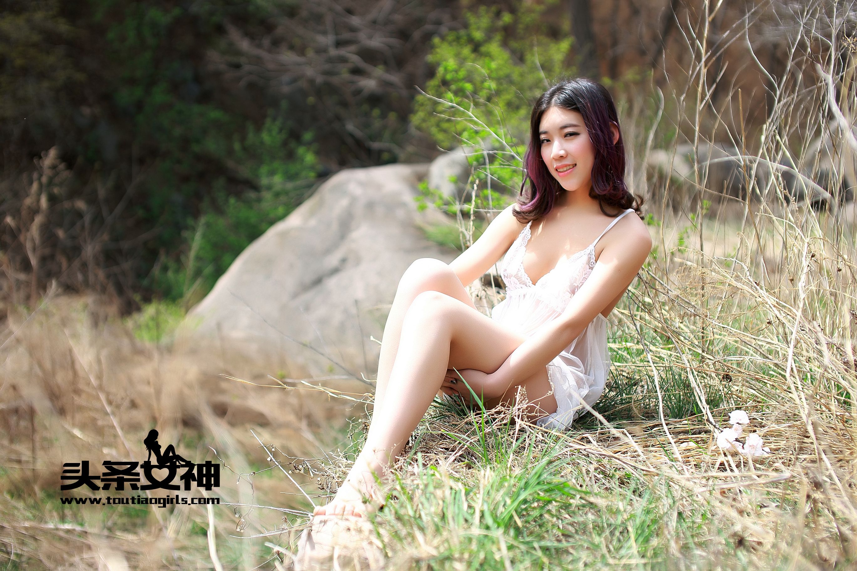 张小梦/凌兮涵《露出在山谷的美臀》-图5