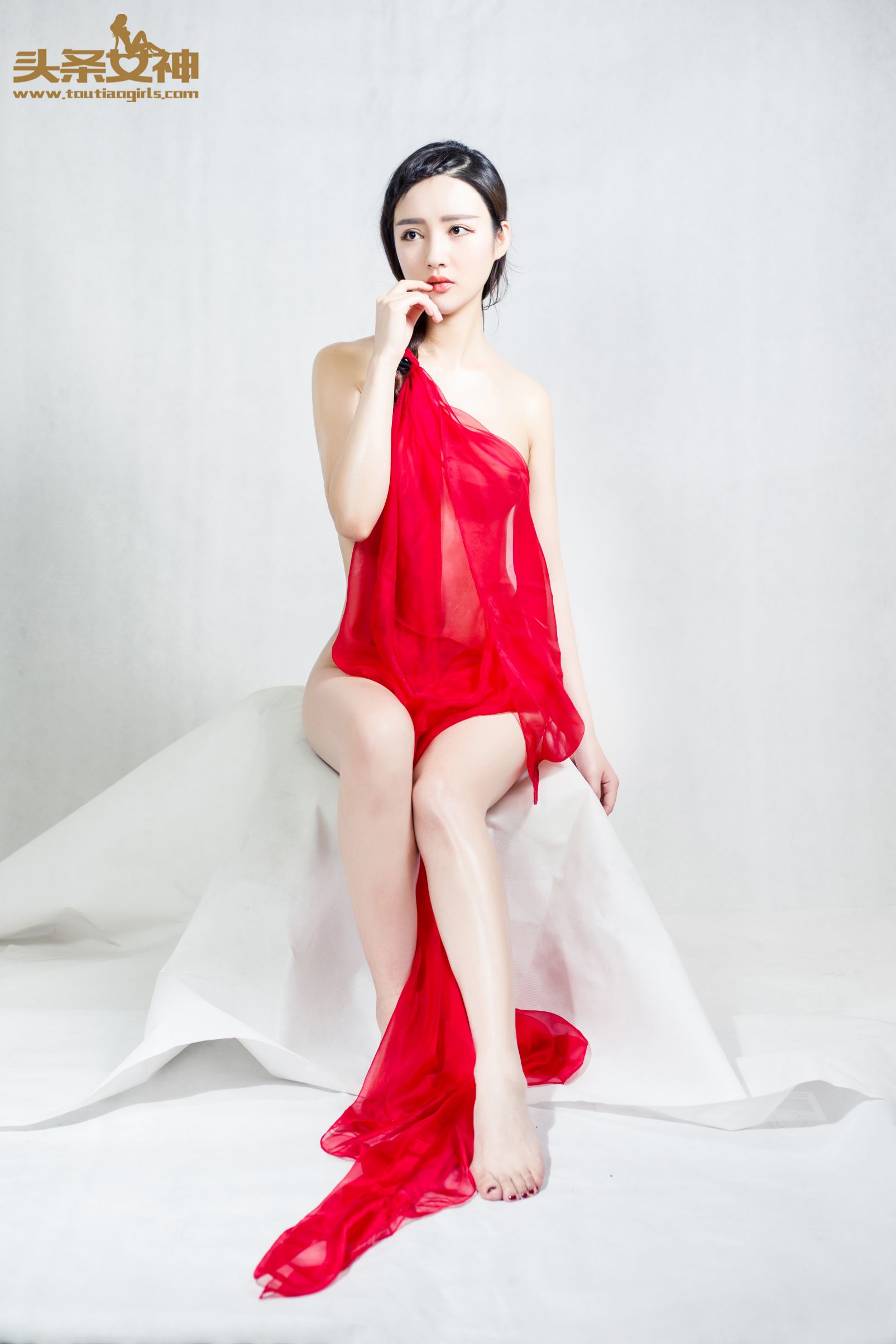 郭婉婷《婉约红菱》-图2