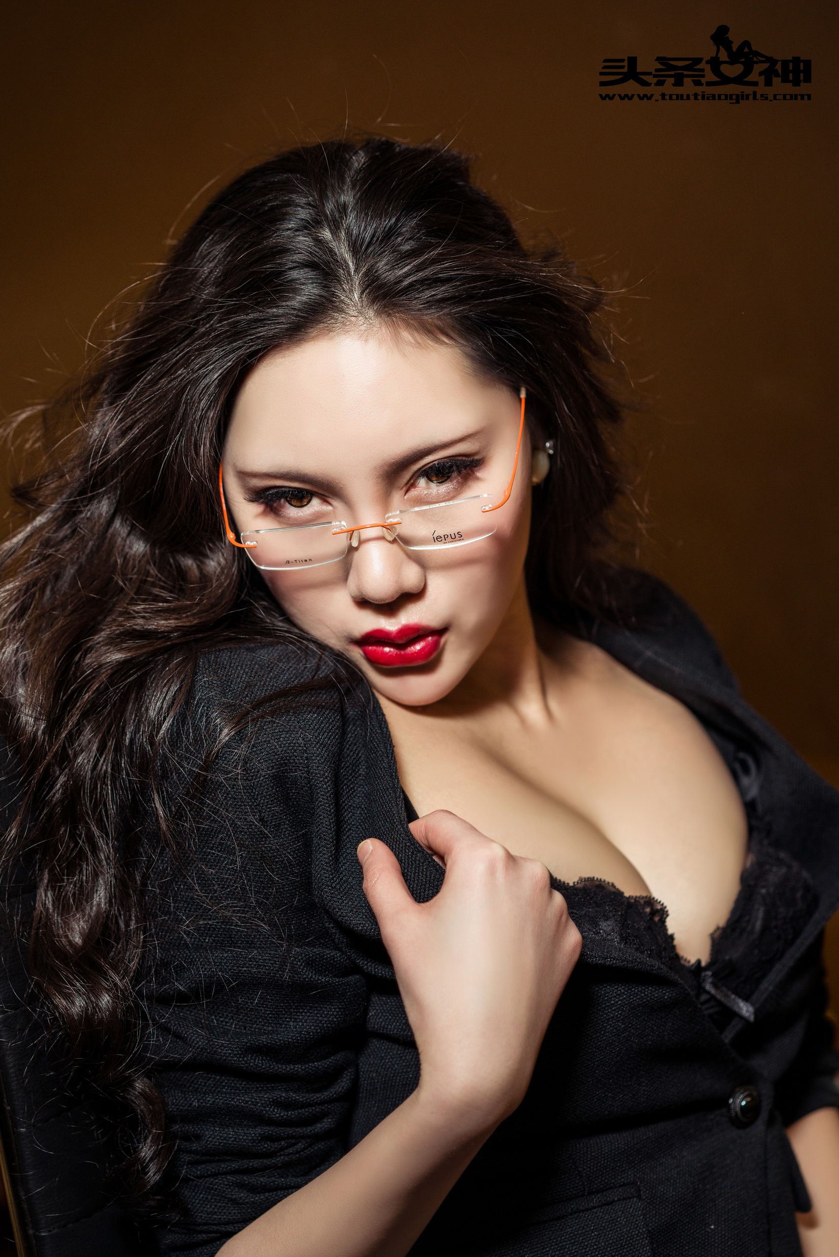米娅《美足秘书》-图8