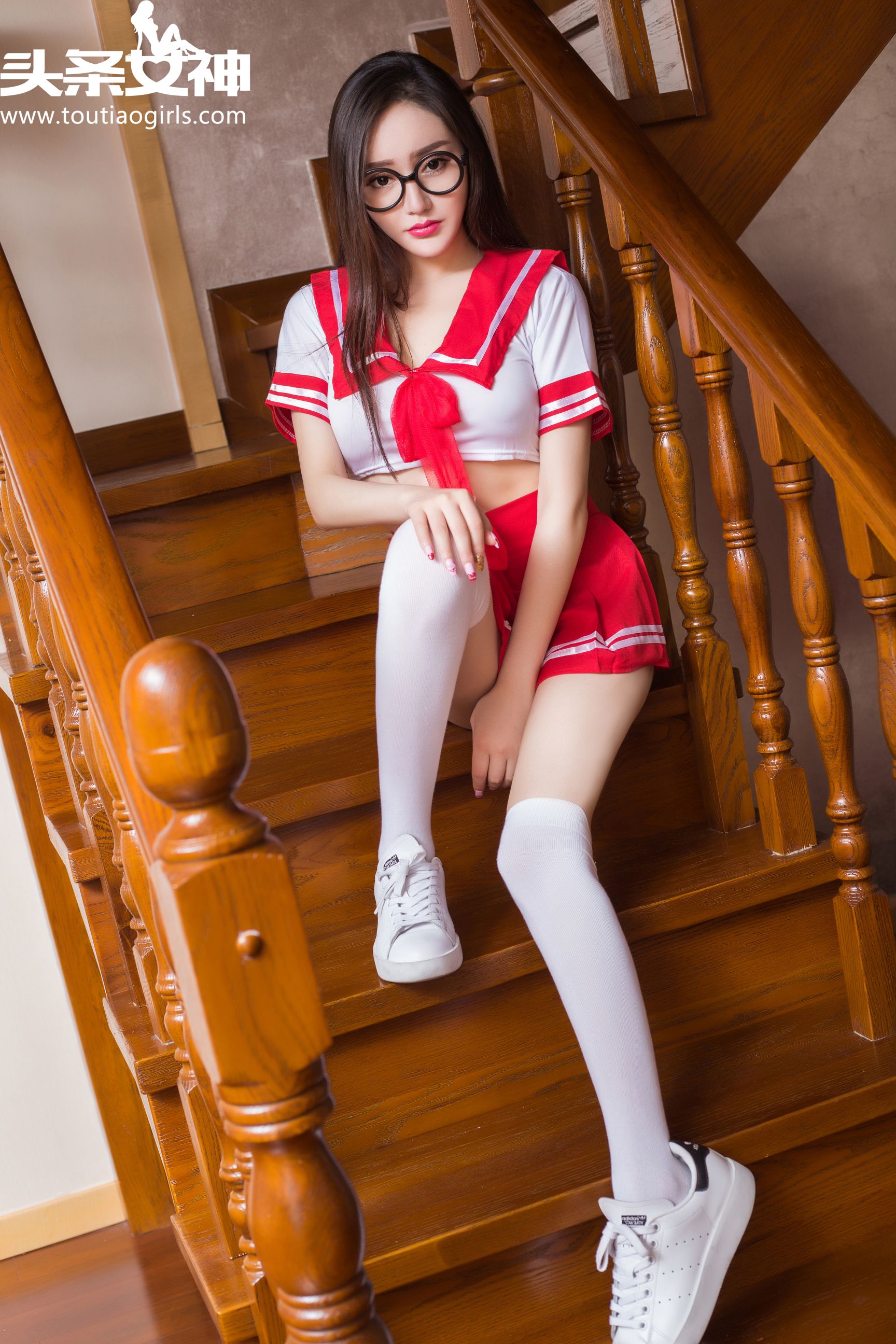 麦苹果《等你回来 清纯学生妹》  VIP特辑-图16