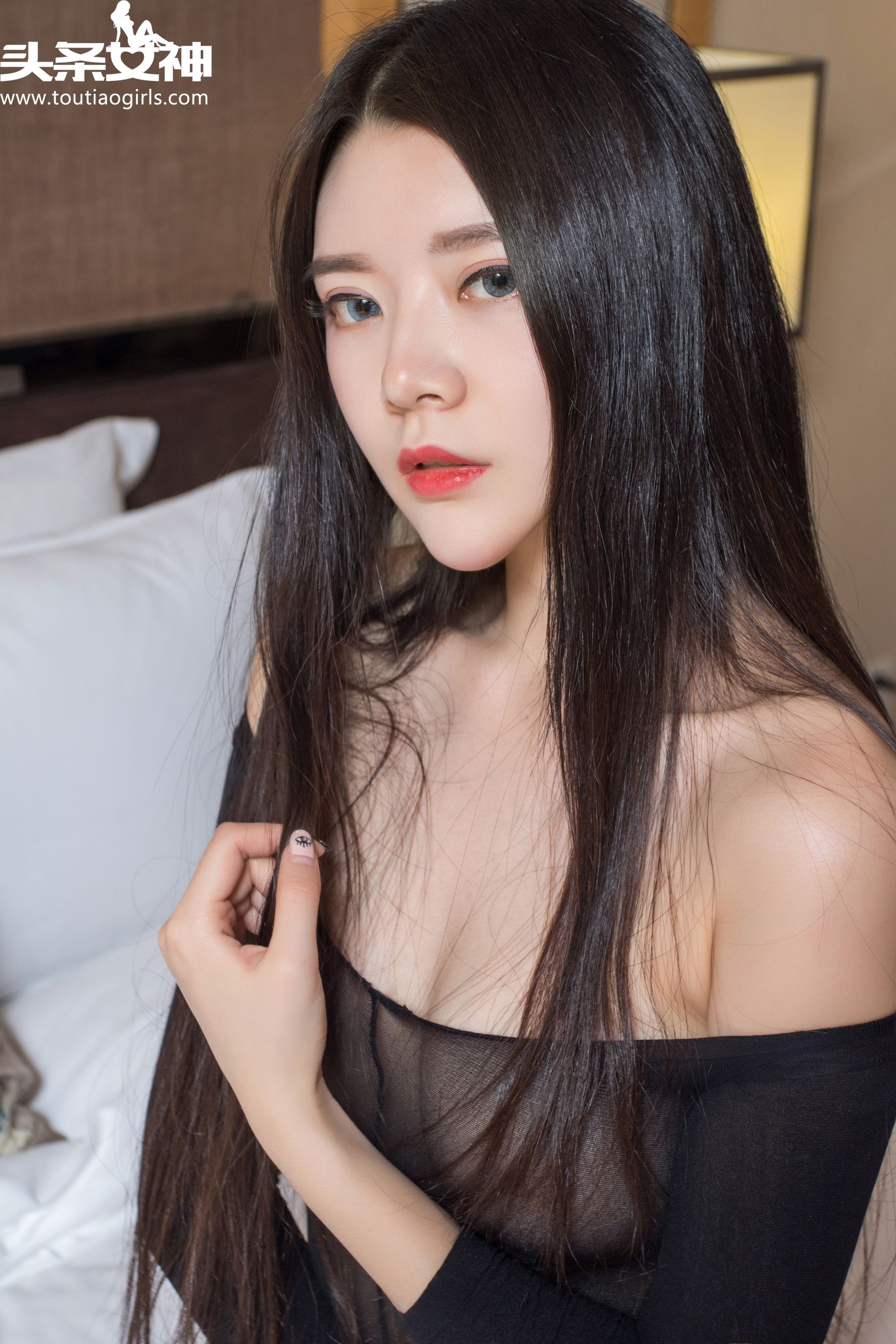 林蕾《乳香四溢 黑丝连体》  VIP专享-图2