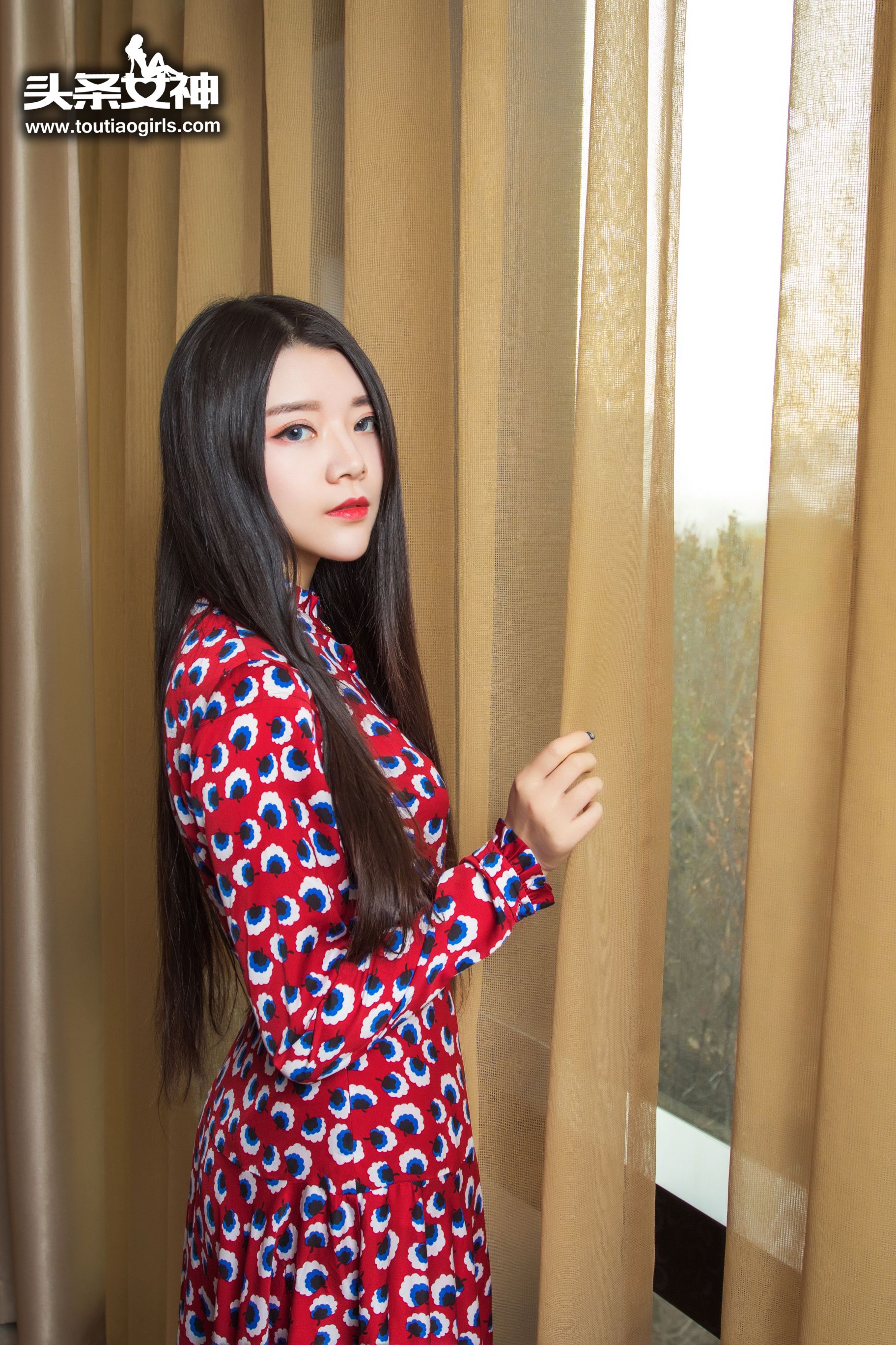 林蕾《敏感仙子 连体黑丝》-图4