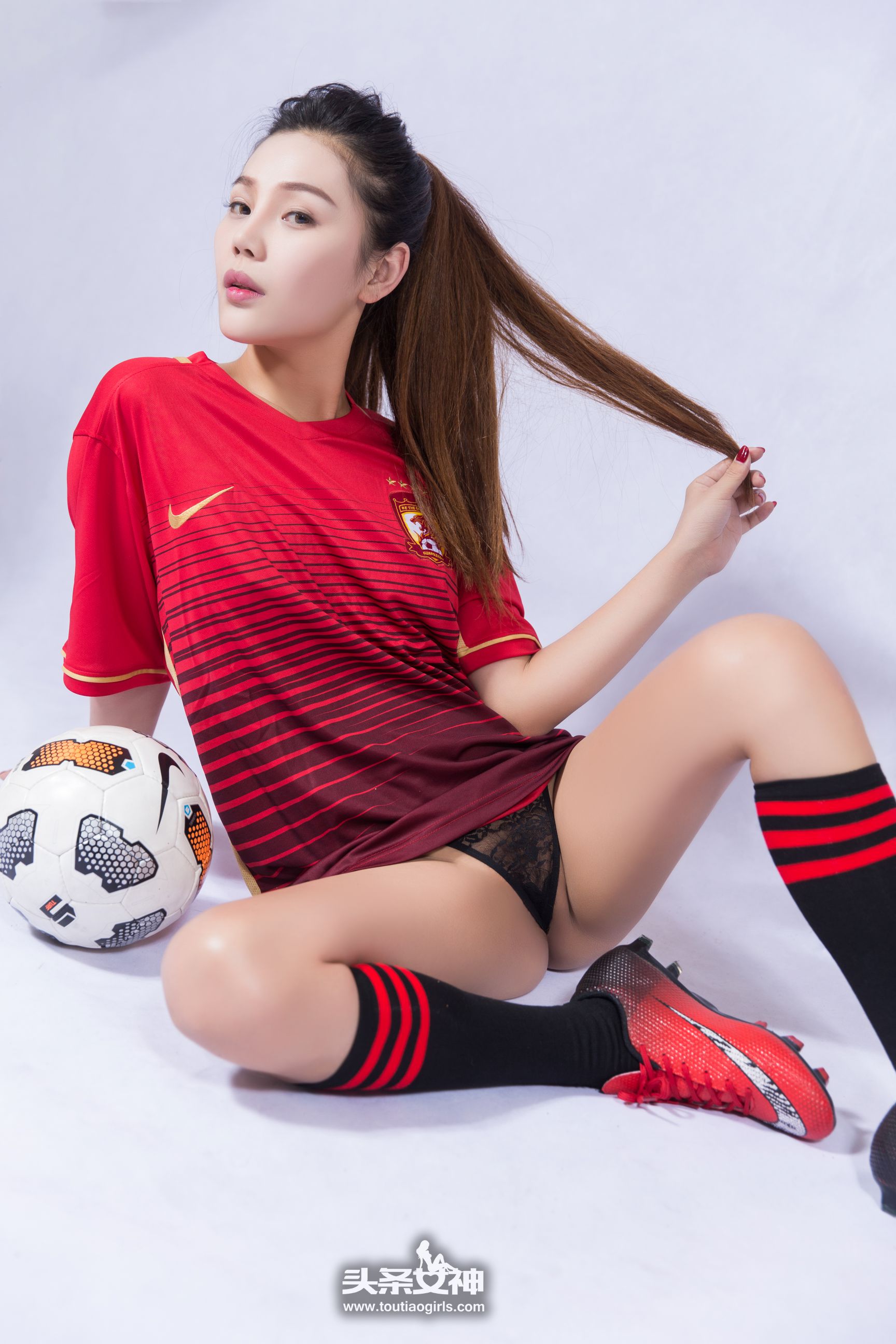周予然《恒大女神》-图19