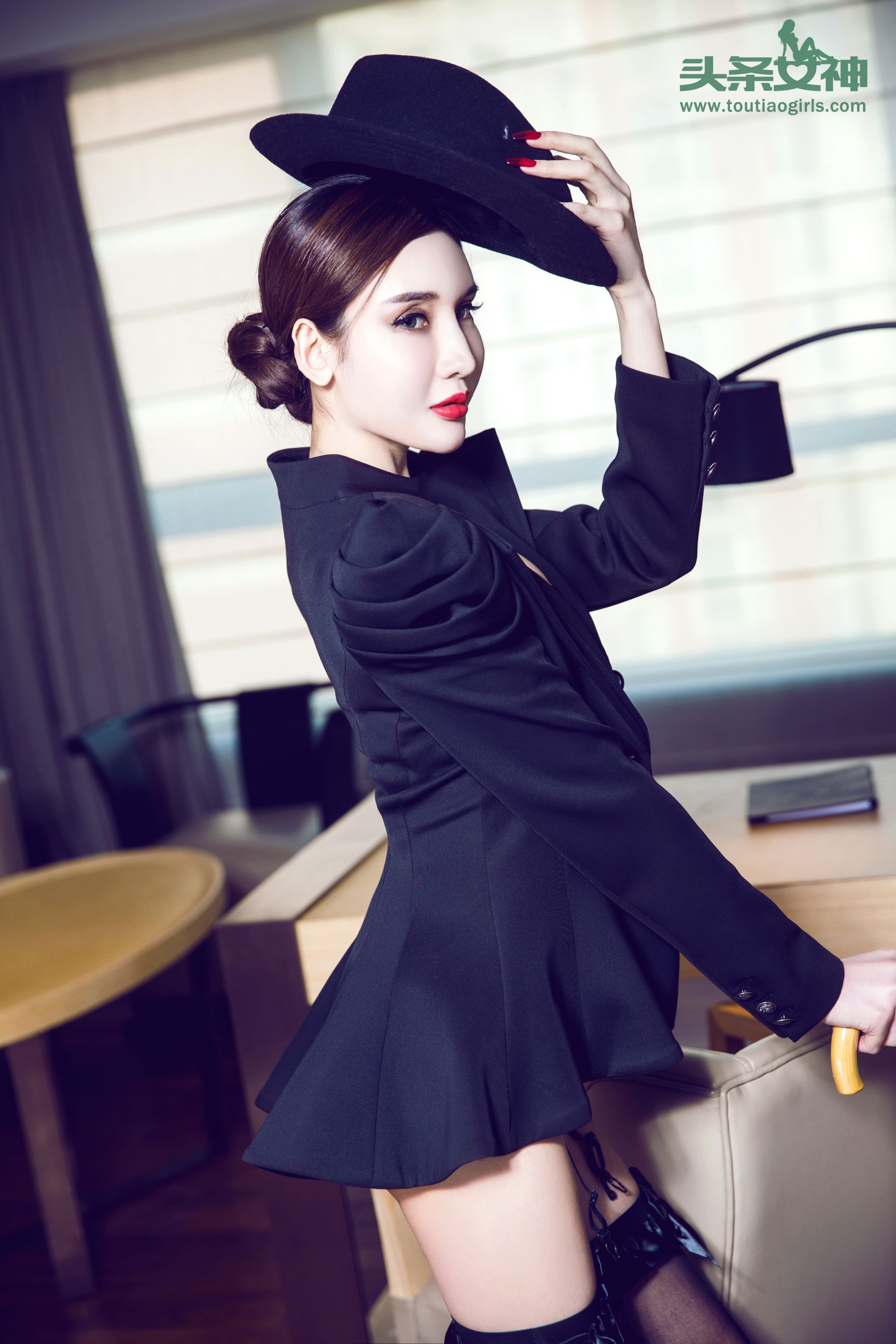 瓦娅/阿依努尔瓦娅《情欲女爵 爵士冷妹》-图4