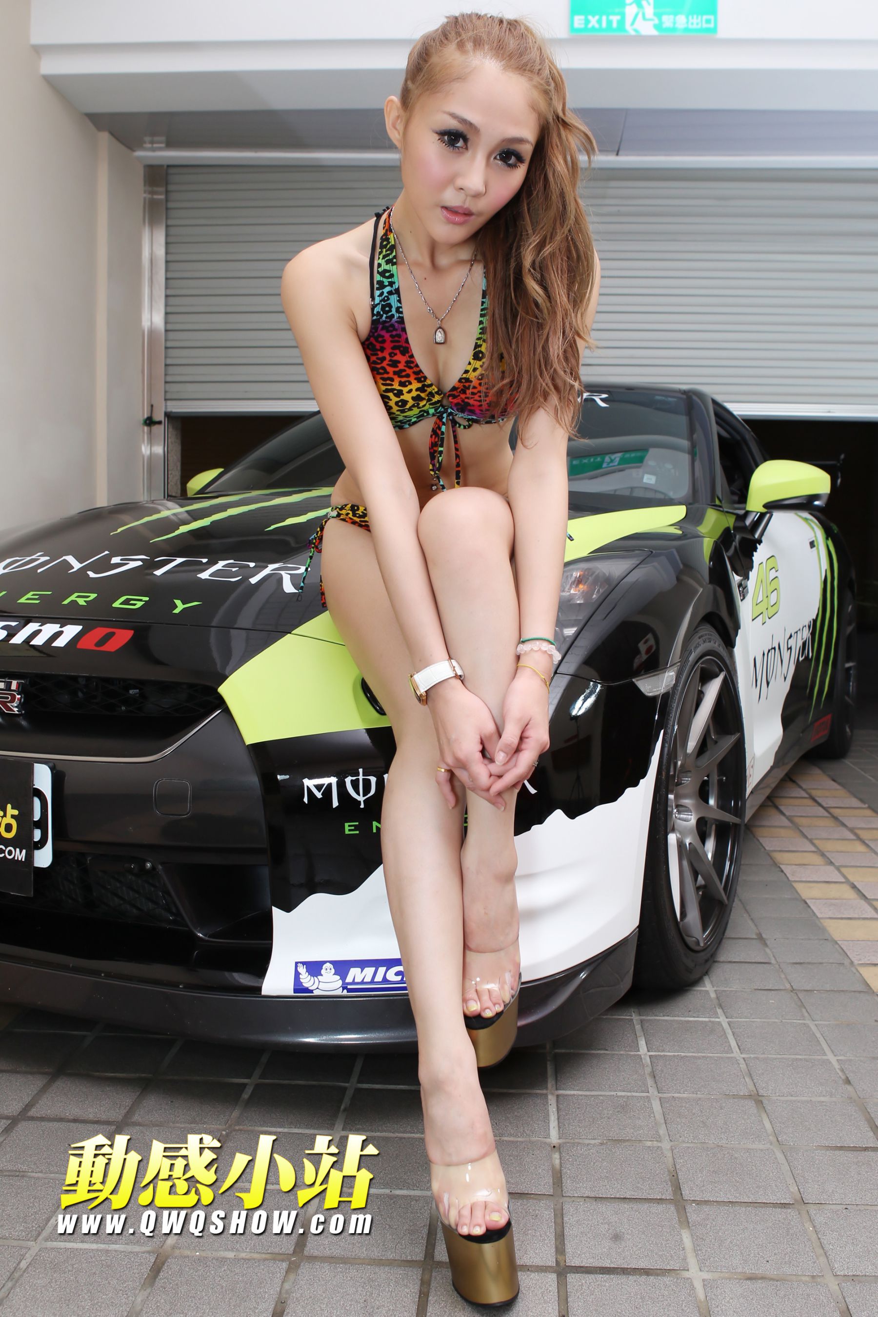 动感之星 蜜桃《跑车美女车模》  NO.160-图4