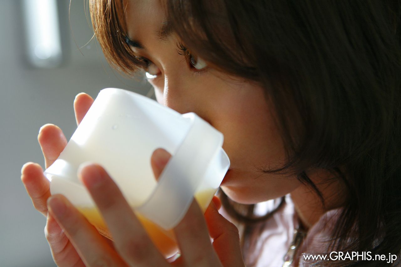 Momo Yoshizawa 吉沢もも  First Gravure 初脱ぎ娘-图28