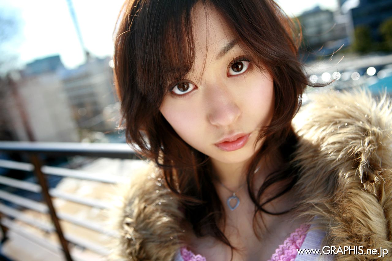 Momo Yoshizawa 吉沢もも  First Gravure 初脱ぎ娘-图6