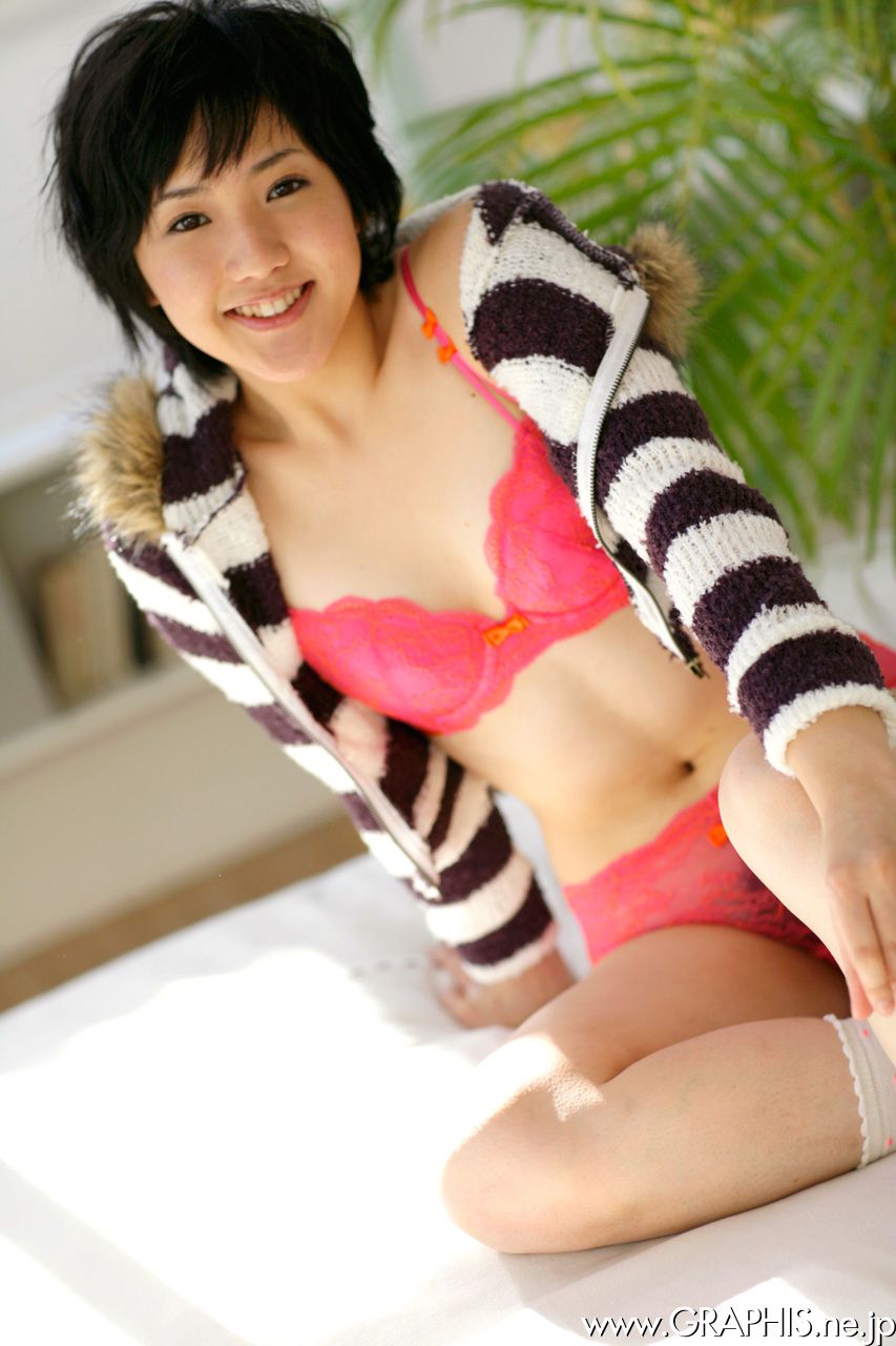 Uran Minami 南优兰  First Gravure 初脱ぎ娘-图15