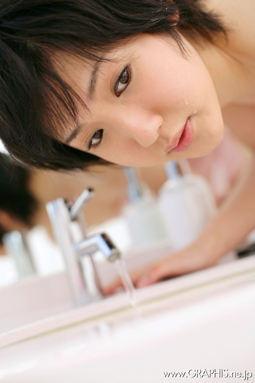 Uran Minami 南优兰  First Gravure 初脱ぎ娘-图6