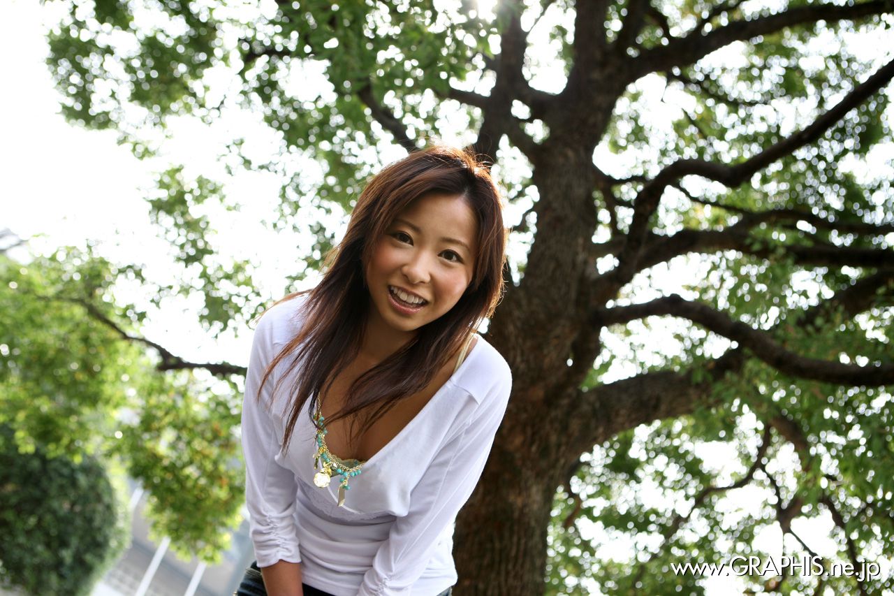 Nana Otone 乙音奈々  First Gravure 初脱ぎ娘-图0