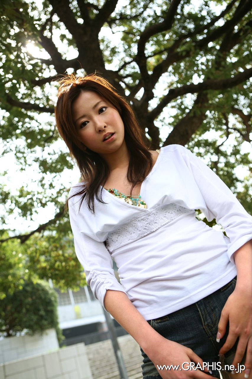 Nana Otone 乙音奈々  First Gravure 初脱ぎ娘-图3