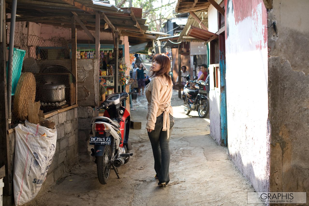 Minori Hatsune 初音みのり  First Gravure 初脱ぎ娘-图23