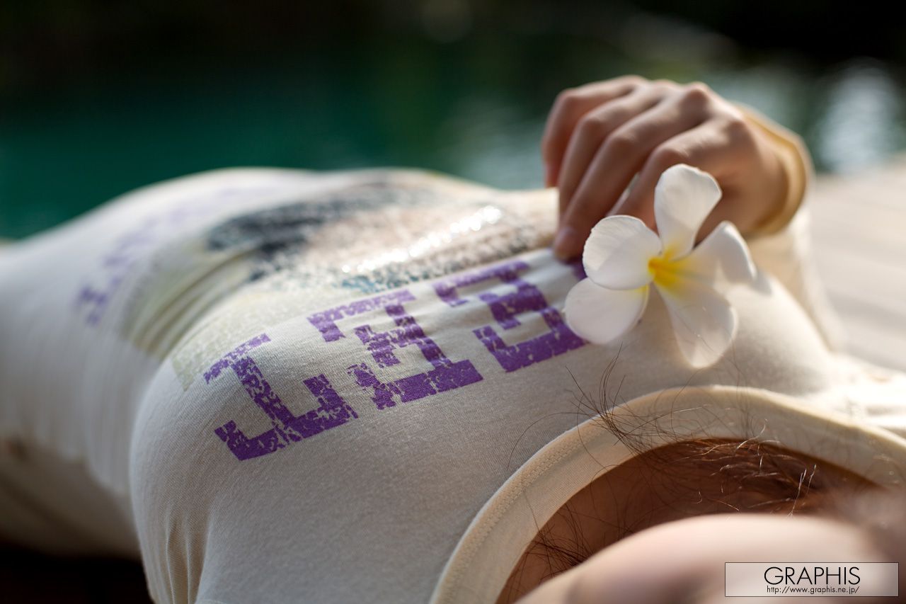 Minori Hatsune 初音みのり  First Gravure 初脱ぎ娘-图27