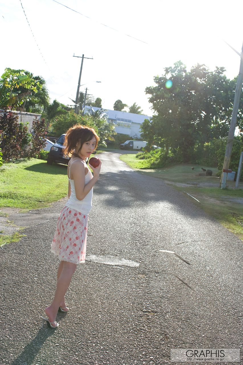 吉原ミィナ/吉原美那  First Gravure 初脱ぎ娘-图0