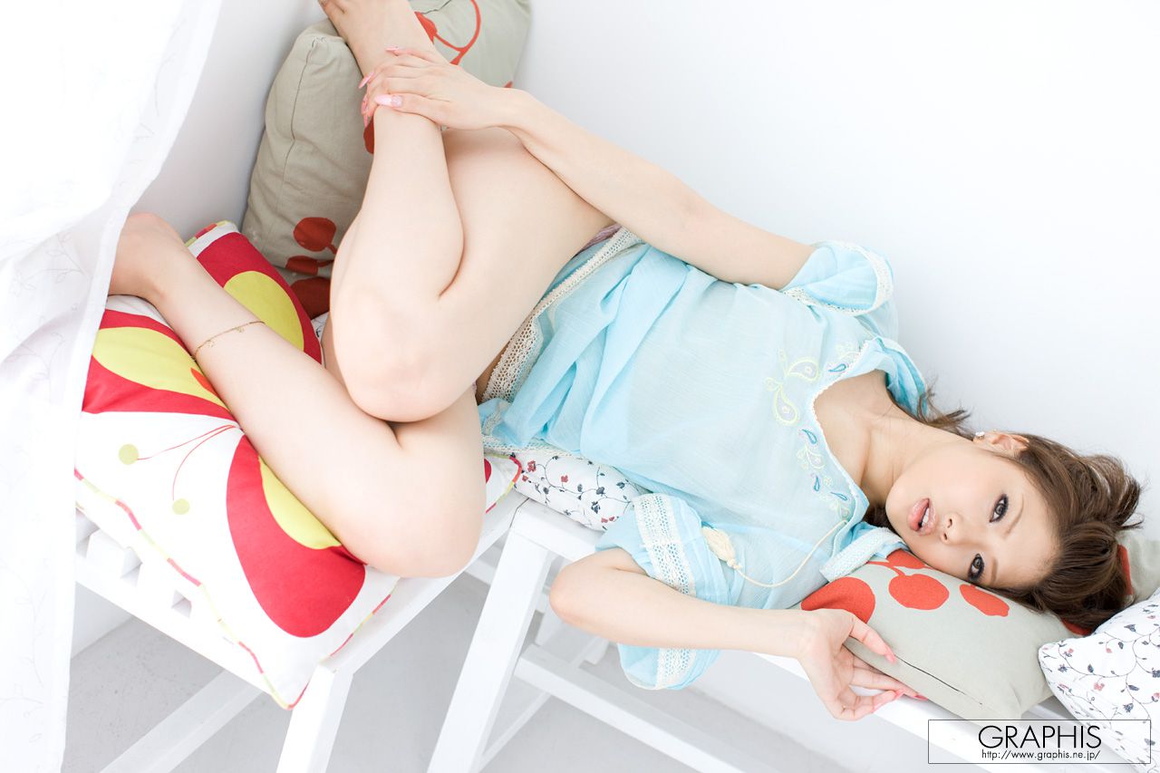Aya Matsuki 松生彩  First Gravure 初脱ぎ娘-图10