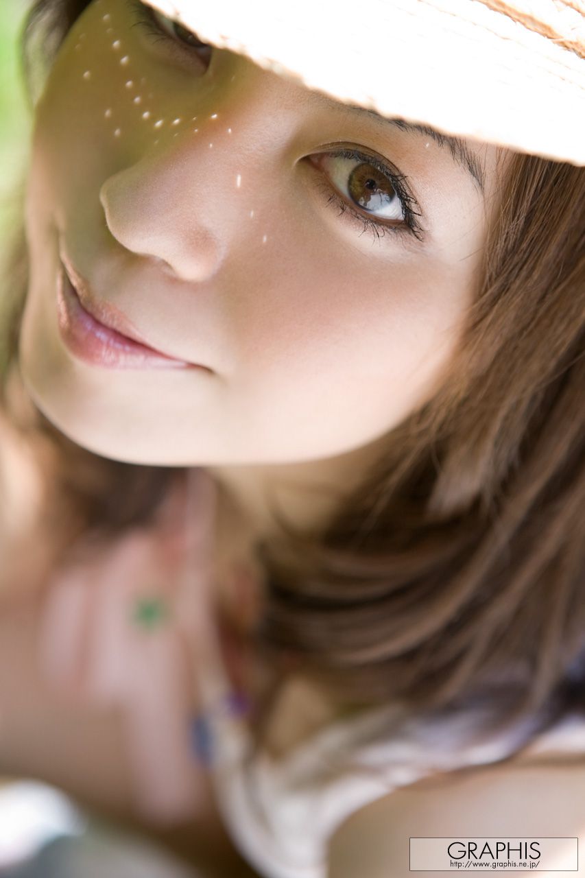 横山美雪《White Snow》  Gals-图1