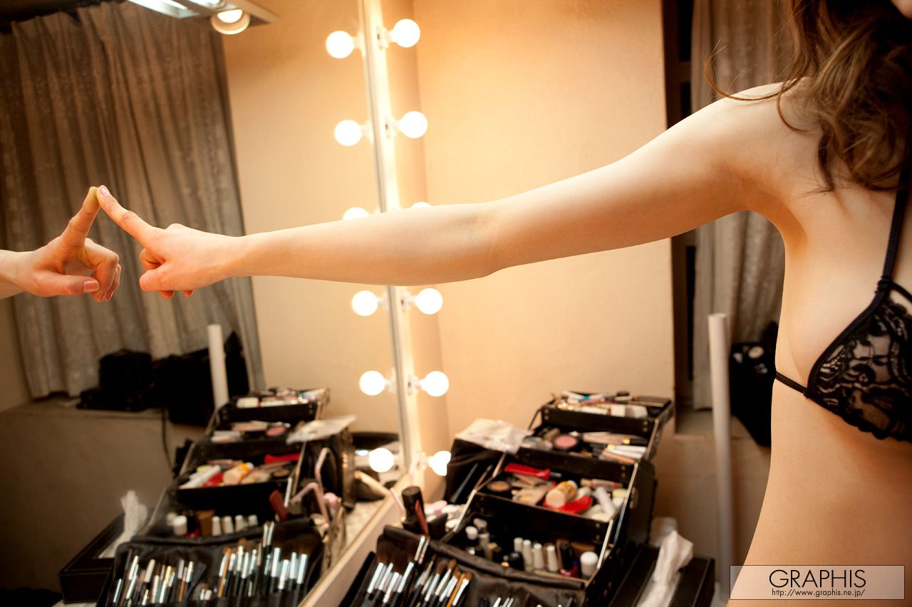 Erika Kirihara 桐原エリカ  First Gravure 初脱ぎ娘-图30