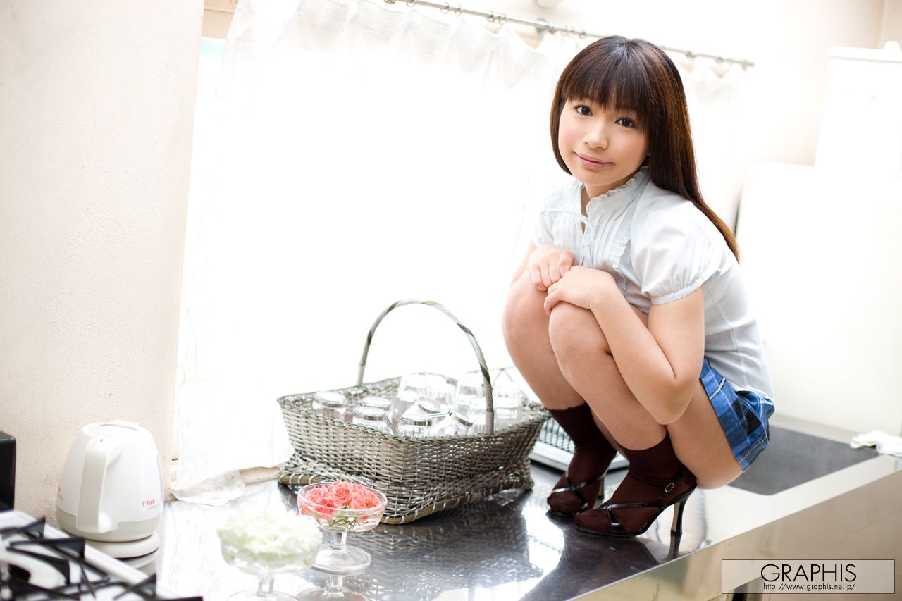 Hitomi Tsuji 辻仁美  First Gravure 初脱ぎ娘-图1