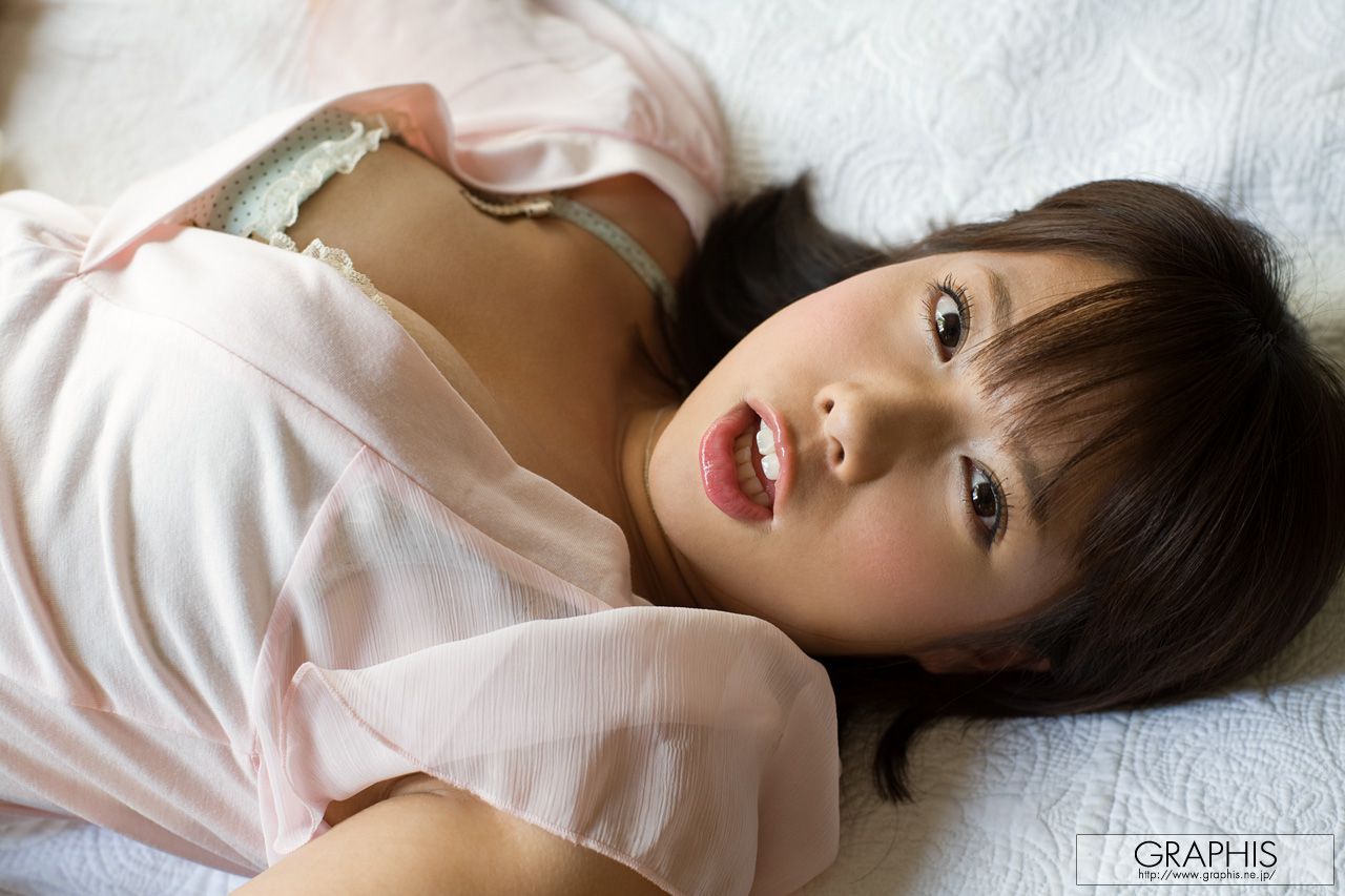 An Shinohara 篠原杏  First Gravure 初脱ぎ娘-图26