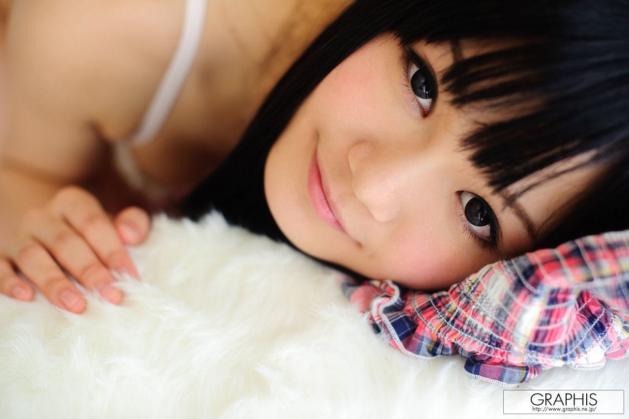 荣仓あい/荣仓爱  First Gravure 初脱ぎ娘-图14