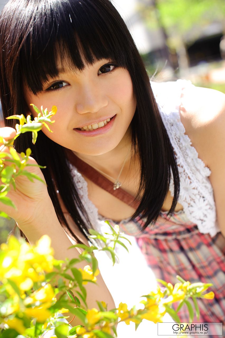 荣仓あい/荣仓爱  First Gravure 初脱ぎ娘-图1