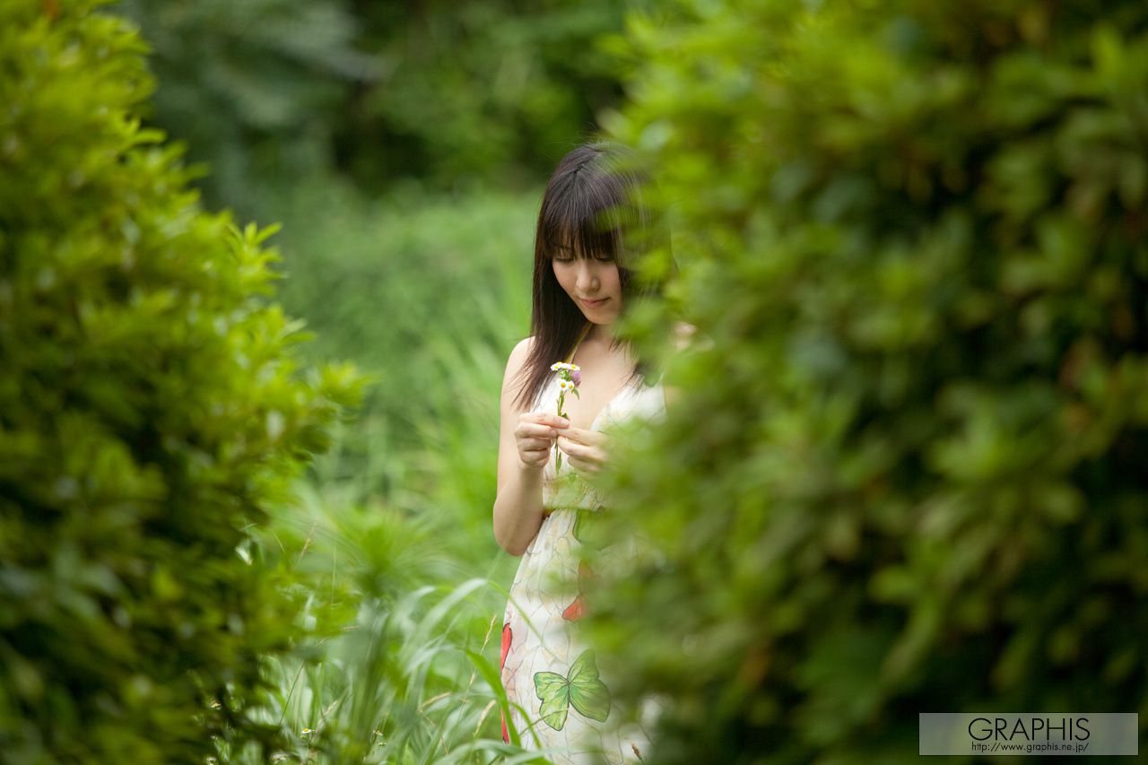 由爱可奈《The More Radical》  Gals-图2