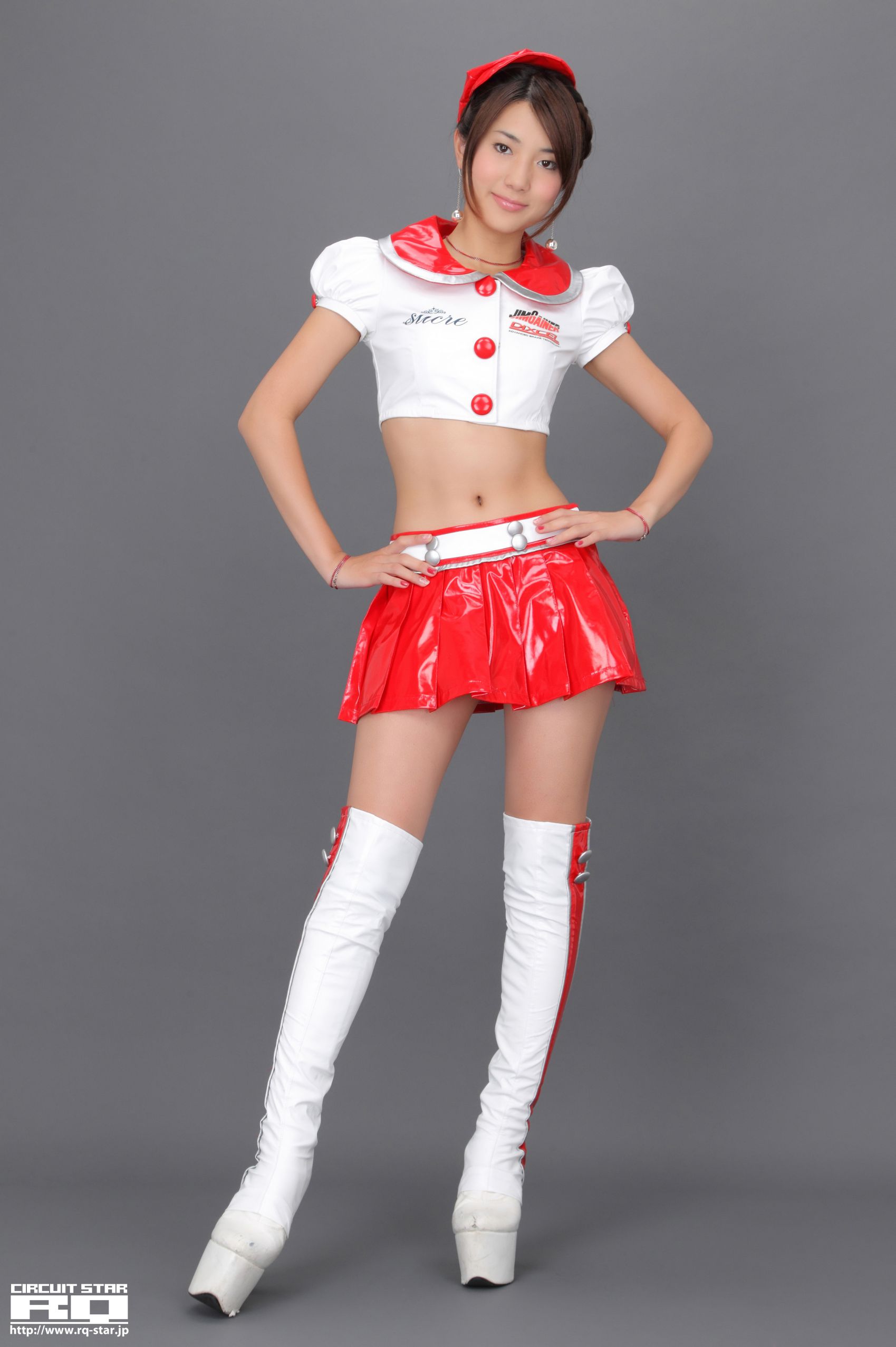 NO.00586 Naoho Ichihashi 市橋直歩 Race Queen 写真集-图1