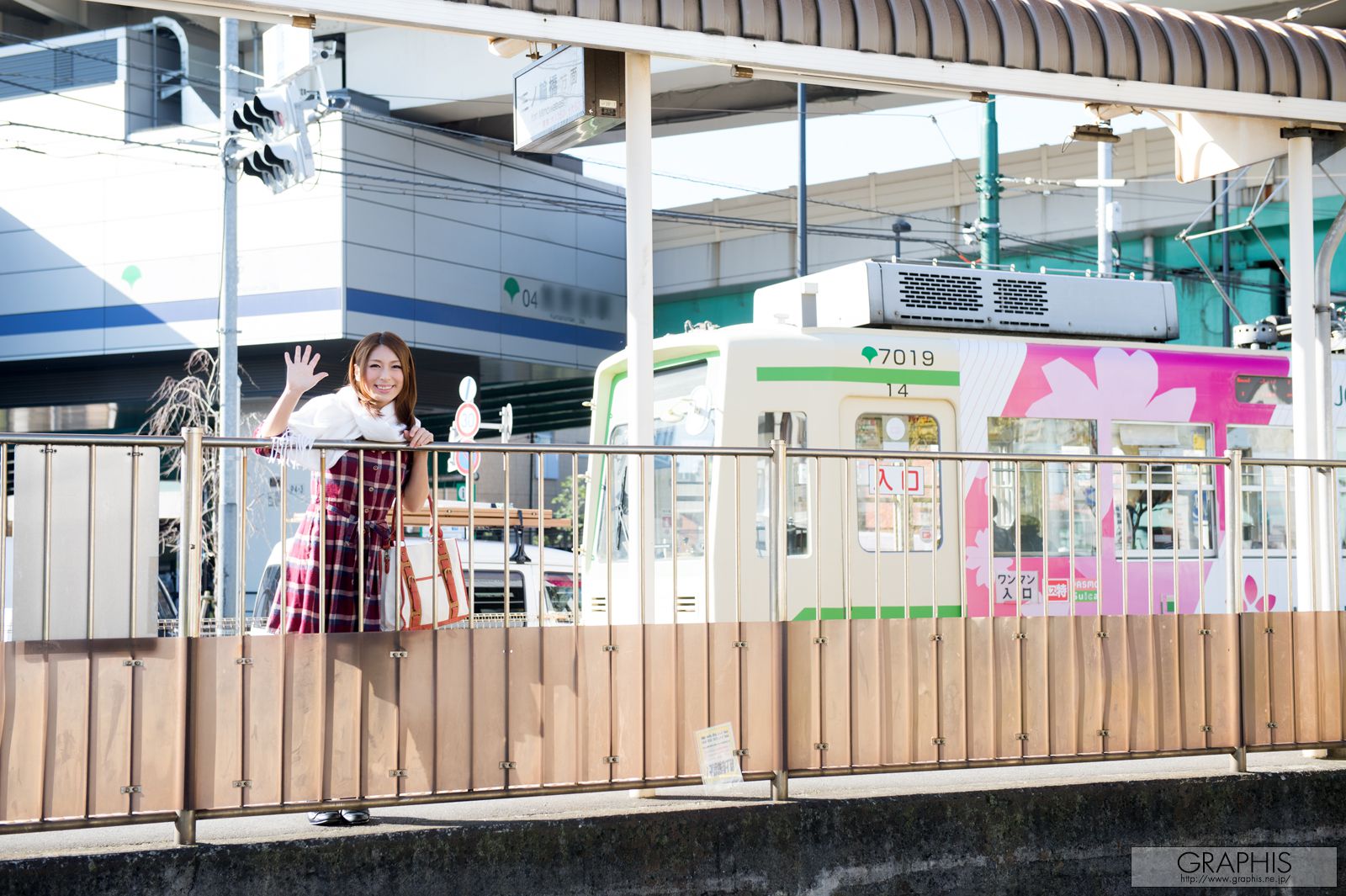 Nami Hoshino 星野ナミ  First Gravure 初脱ぎ娘-图0