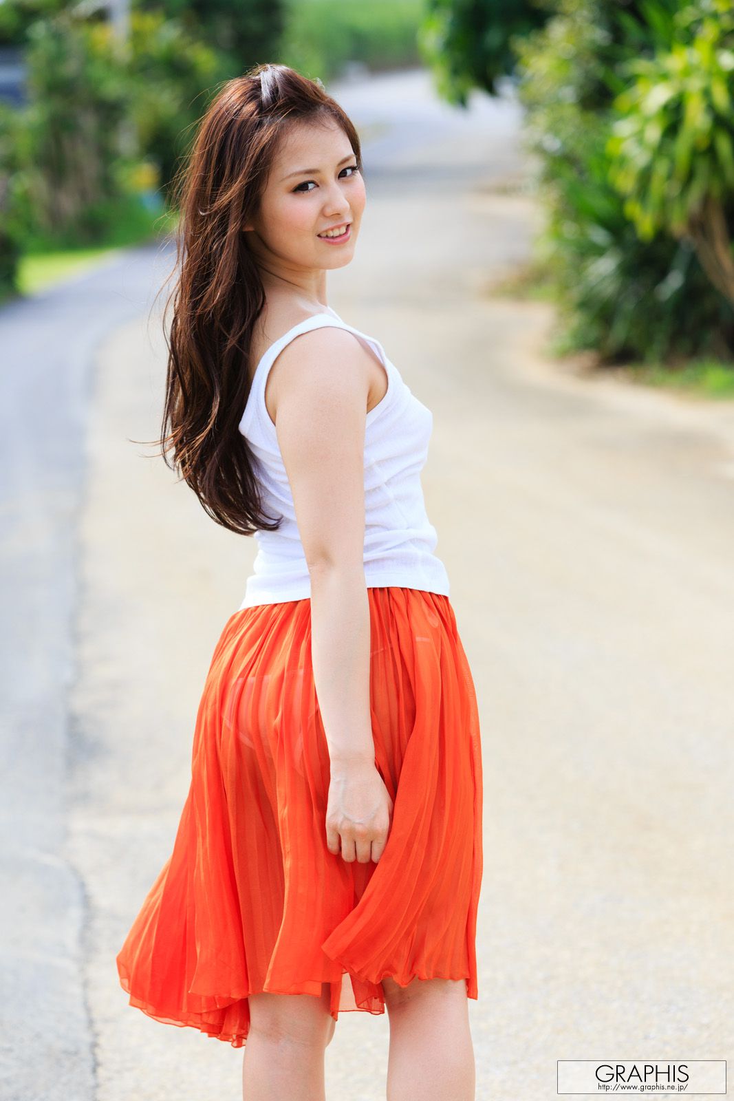 Beni Ito 伊东红  First Gravure 初脱ぎ娘-图0