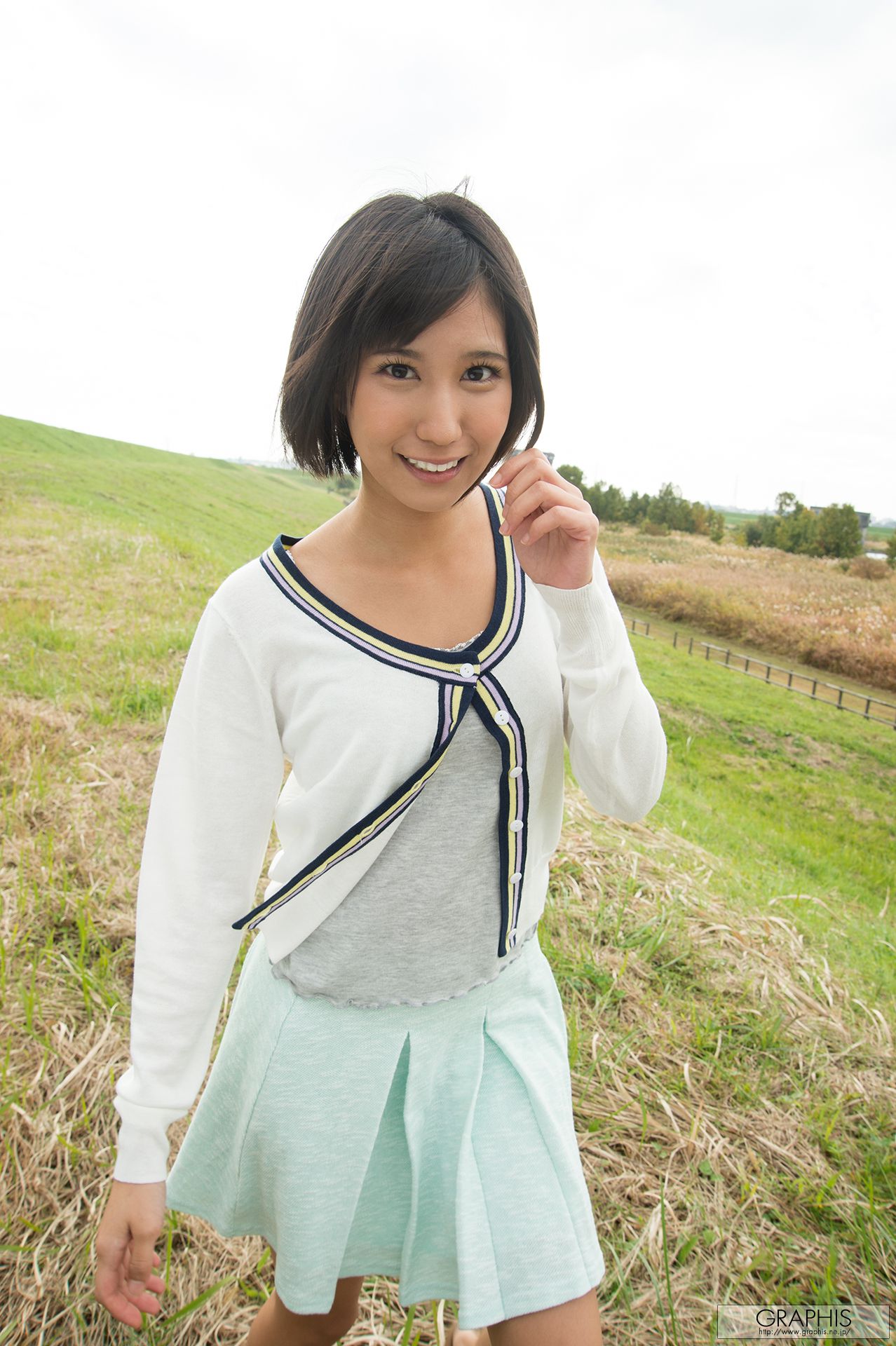 湊莉久/凑莉久《Golden Curve》  Gals-图2