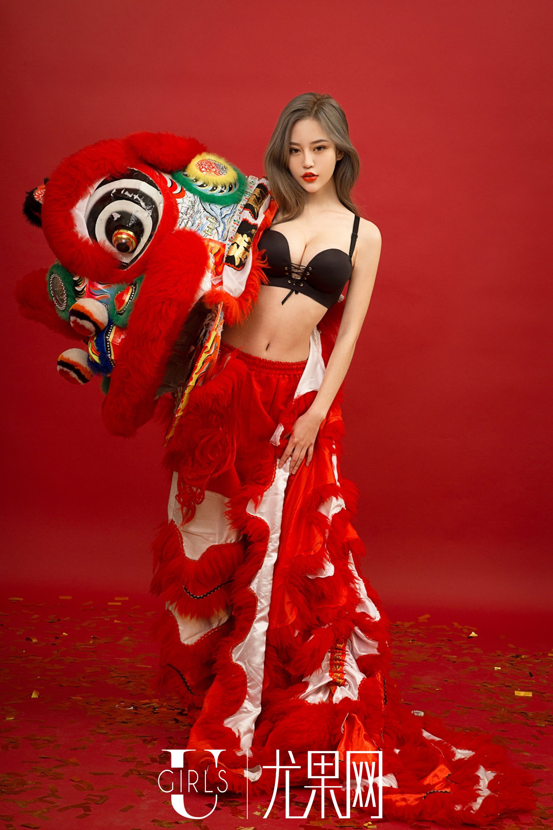 U245 宁然、Mikka、施诗《鸡祥如意》新年主题写真大片-图0