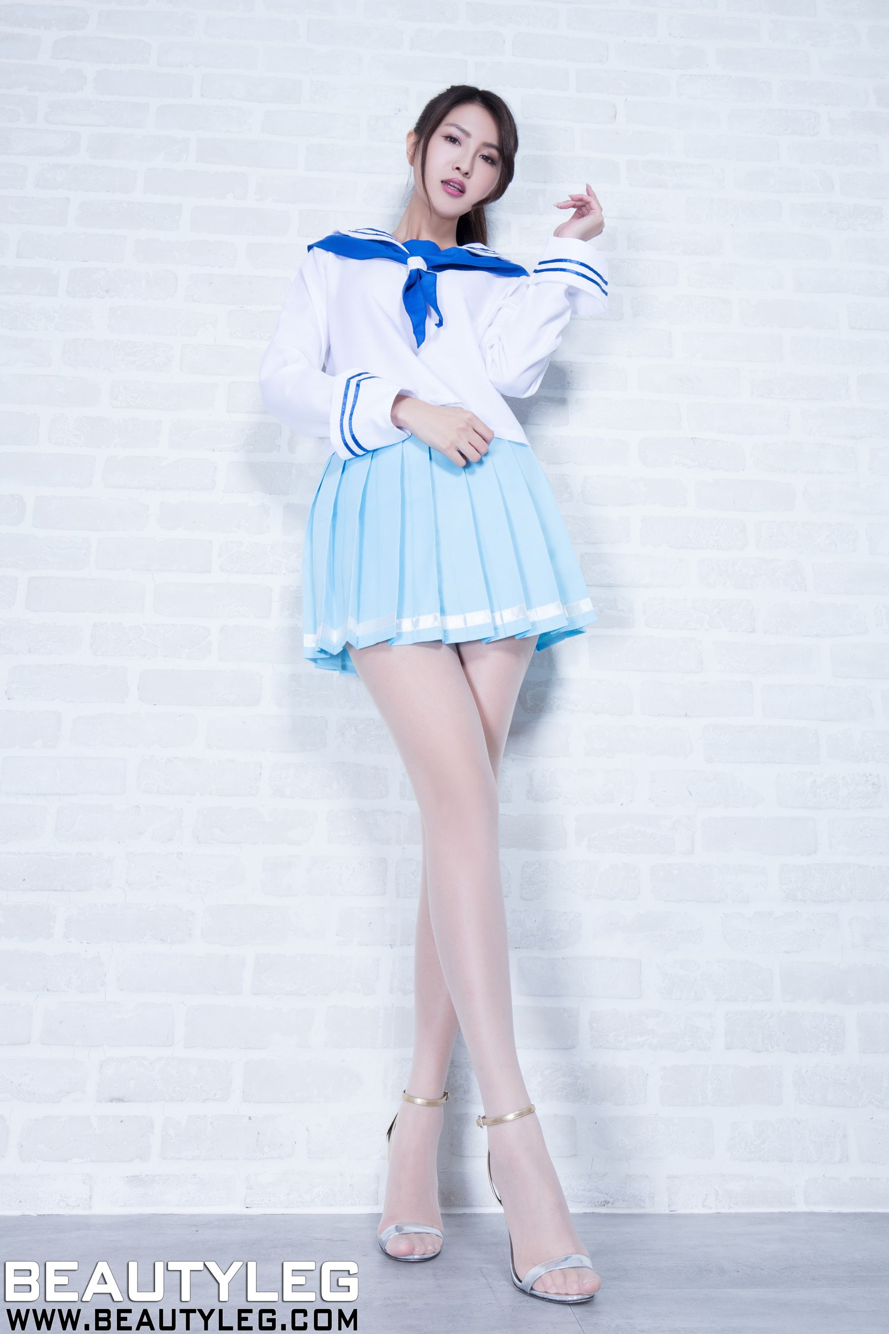 No.1437 简晓育Vicni 高跟美腿-图3