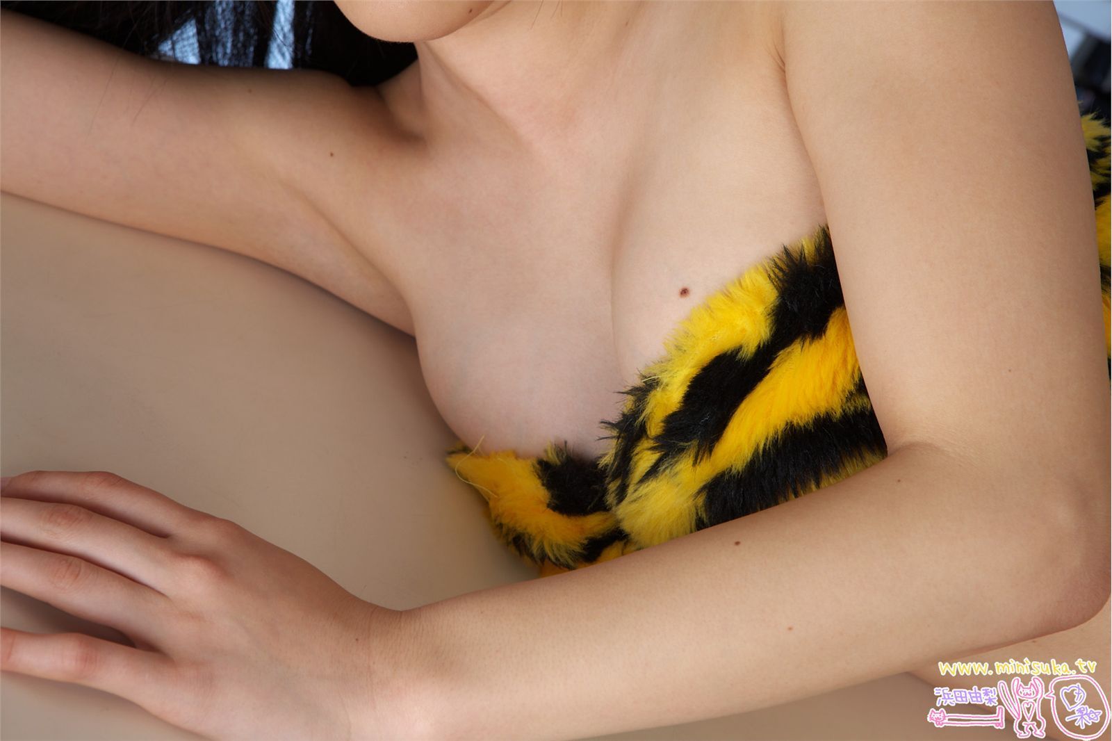 浜田由梨《白ビキニ 2009冬休》-图27