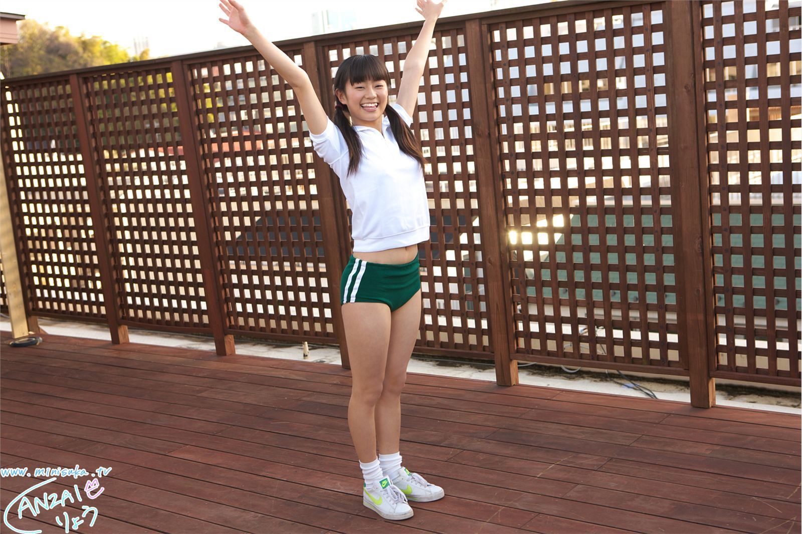 安西涼生 Ryo Anzai  现役女子高生-图2