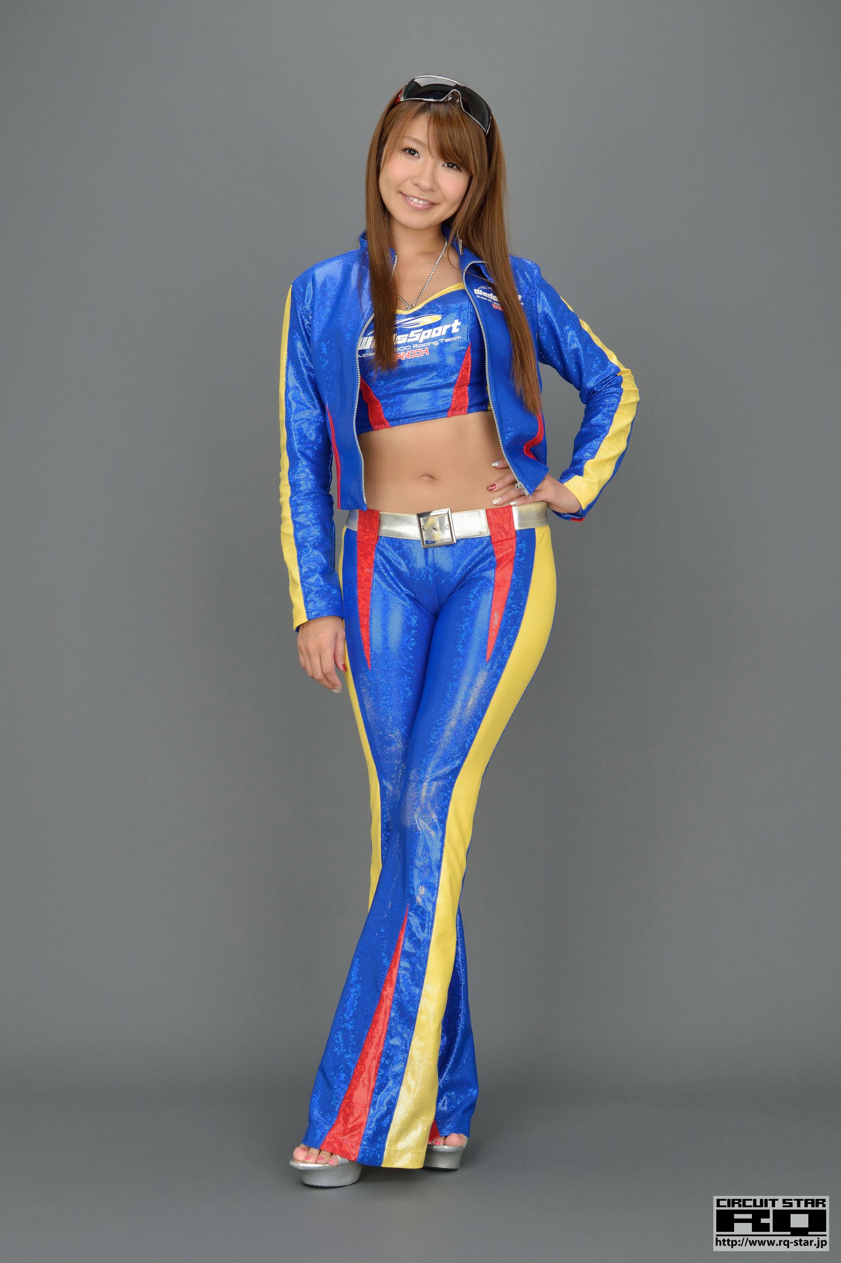 NO.00710 葉月みなみ Race Queen 赛车女郎 写真集-图5