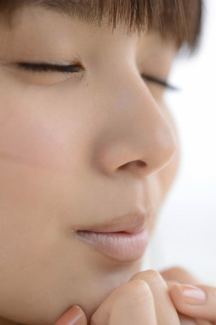 新川優愛《美しすぎる彼女に一目惚れ》  No.157-图1