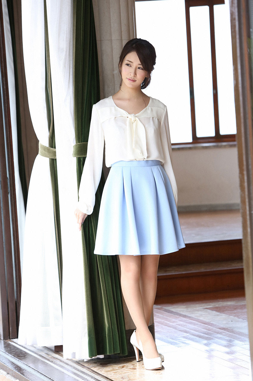 神室舞衣《清楚妻の仮面の下》  No.178-图48