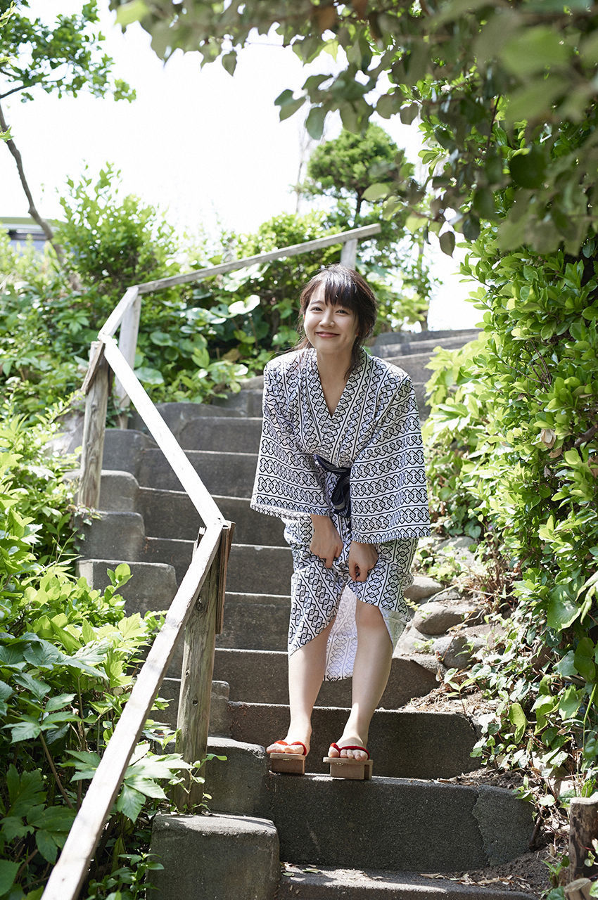 吉岡里帆《遠い記憶》  No.183-图76