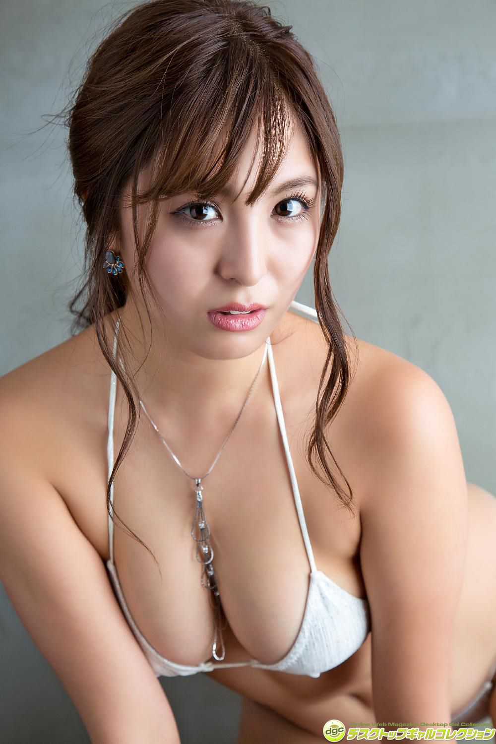 柳いろは《バラエティ番組などで活躍中の美脚お姉さん》-图92