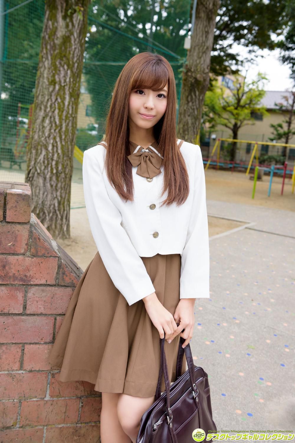 小日向結衣《グラビア界☆期待の新星が制服美女天に登場》-图0