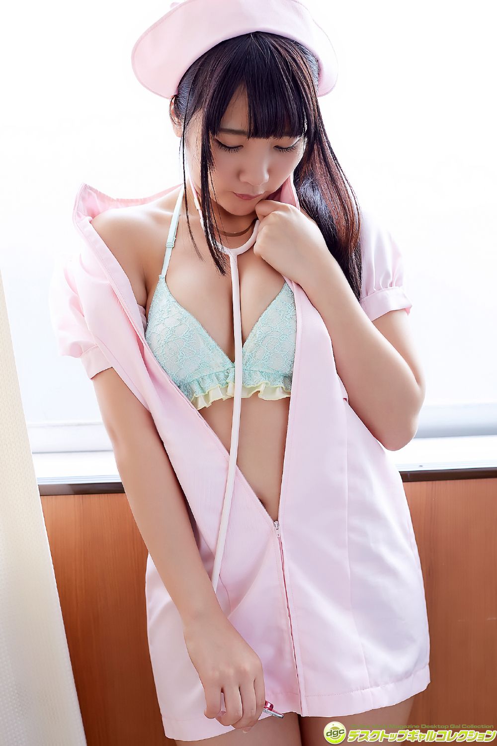 水沢柚乃《声優にもチャレンジ！巨乳ゲームアイドル！》-图9