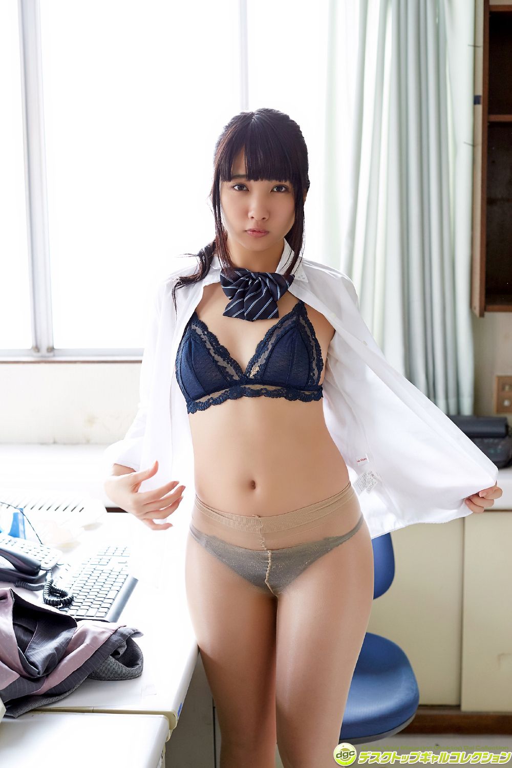水沢柚乃《声優にもチャレンジ！巨乳ゲームアイドル！》-图28