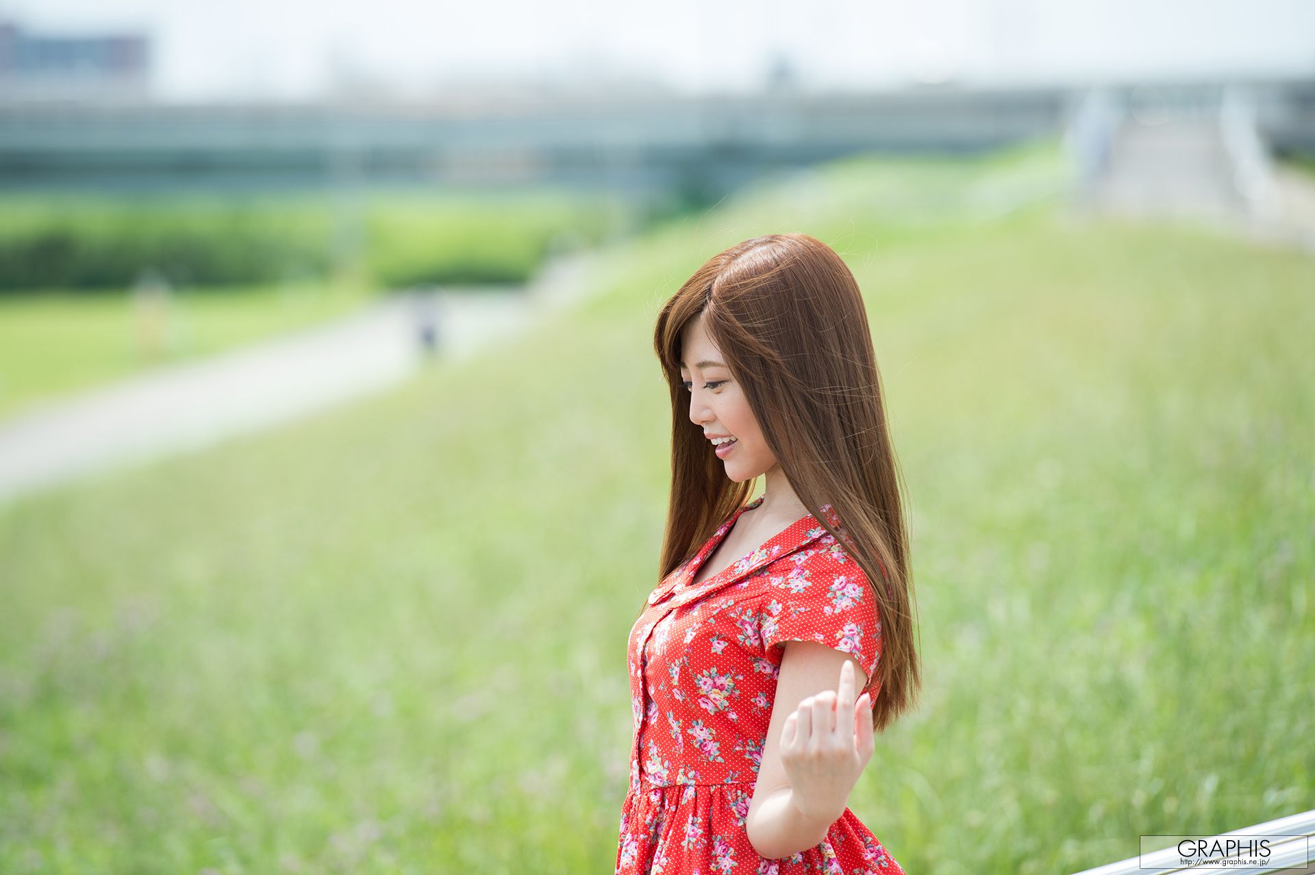 榊梨々亜/榊梨梨亚《Be shy》  Gals-图2